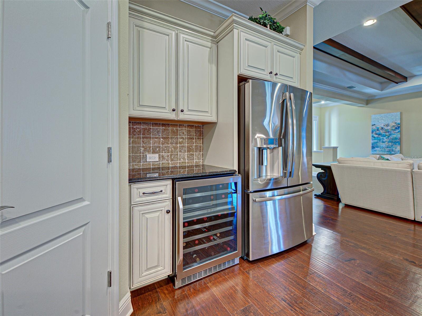 Image 18 of 74 For 488 Arborview Lane