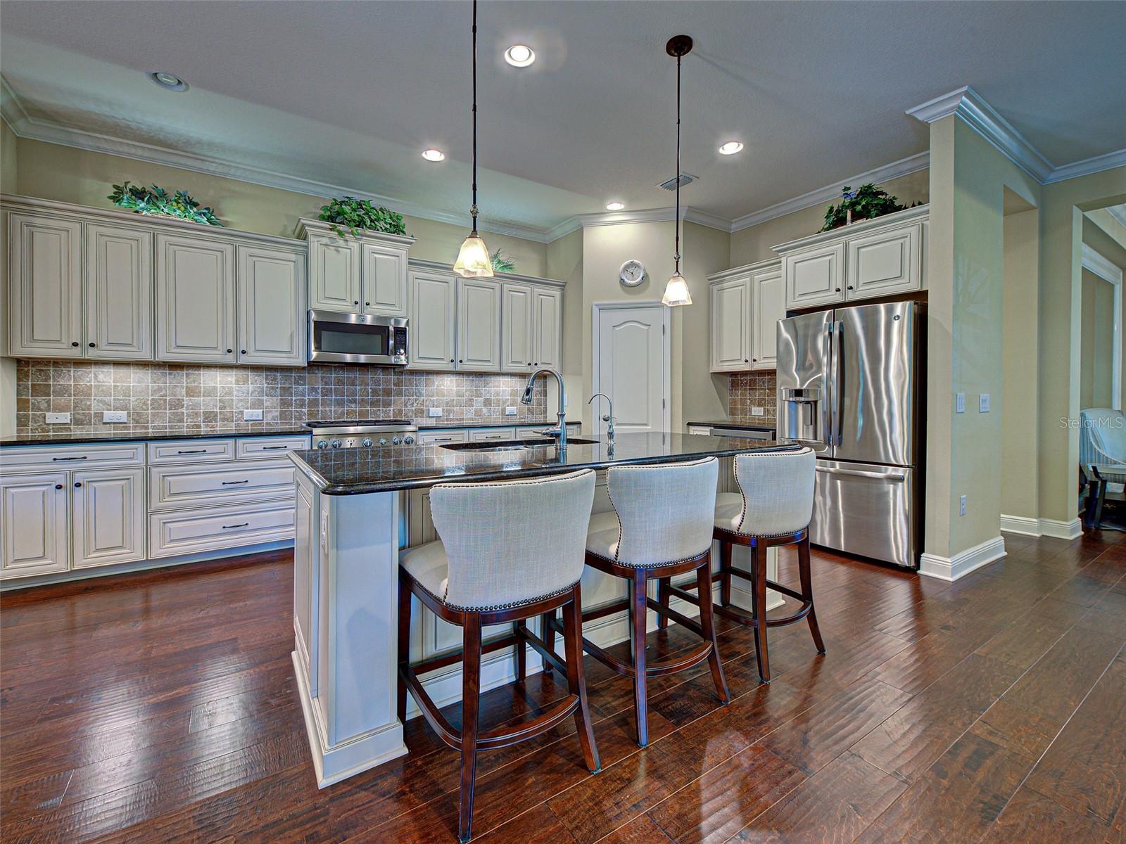 Image 19 of 74 For 488 Arborview Lane