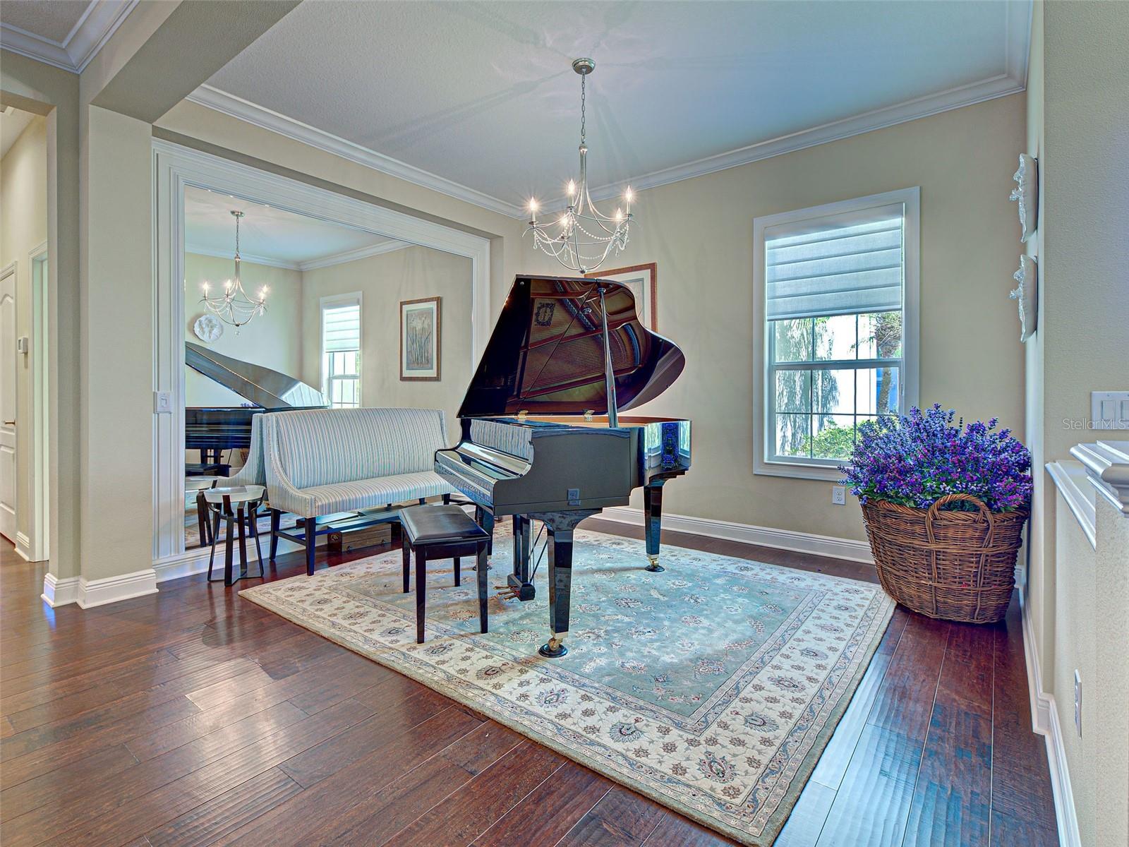 Image 22 of 74 For 488 Arborview Lane