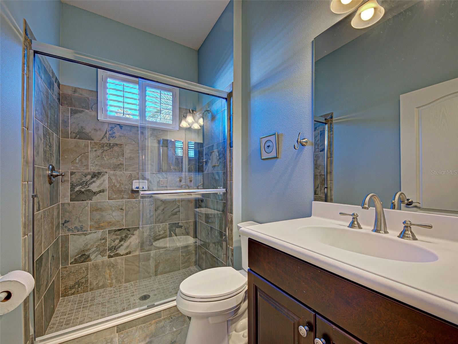 Image 38 of 74 For 488 Arborview Lane