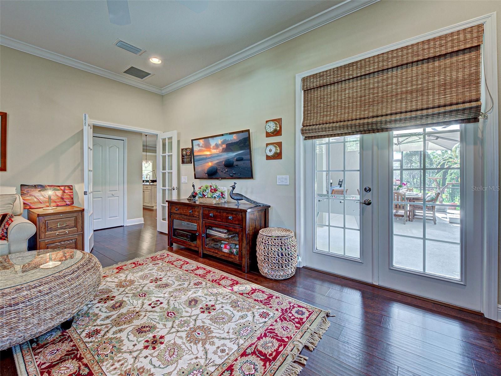 Image 40 of 74 For 488 Arborview Lane