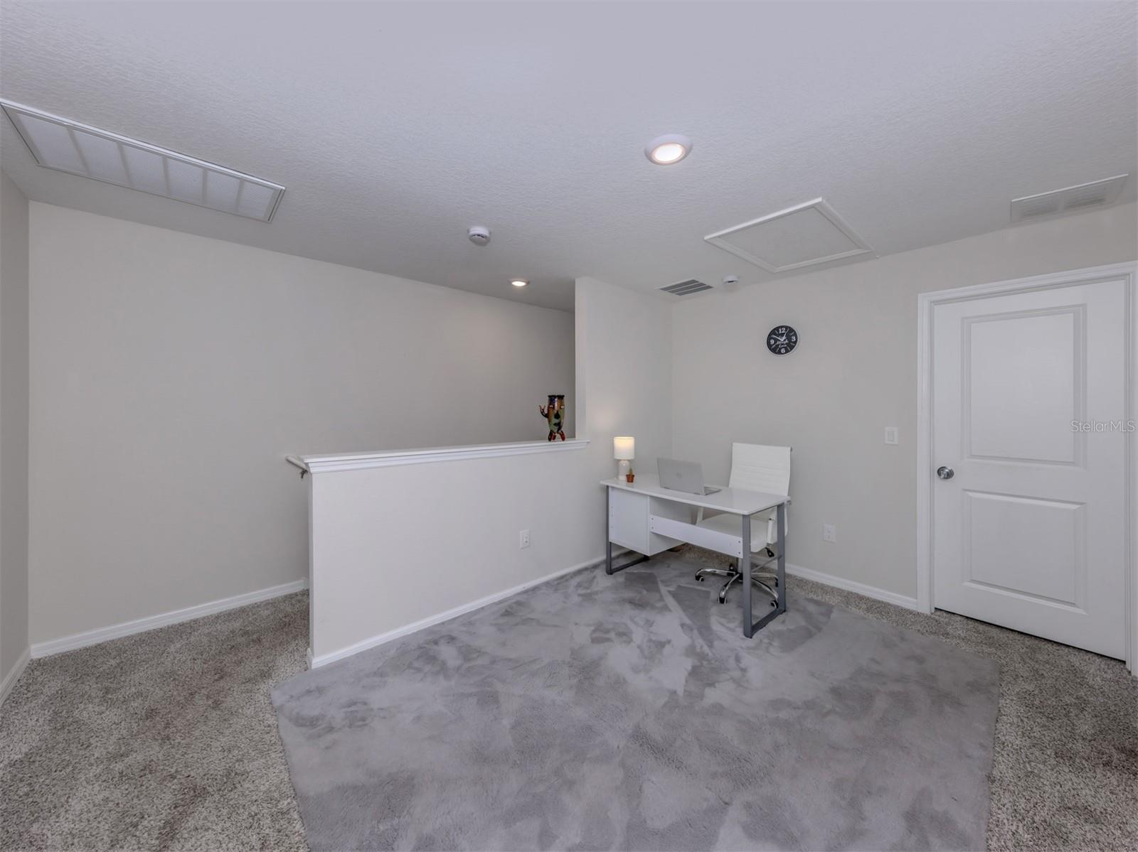 Image 23 of 55 For 17015 Coral Key Drive