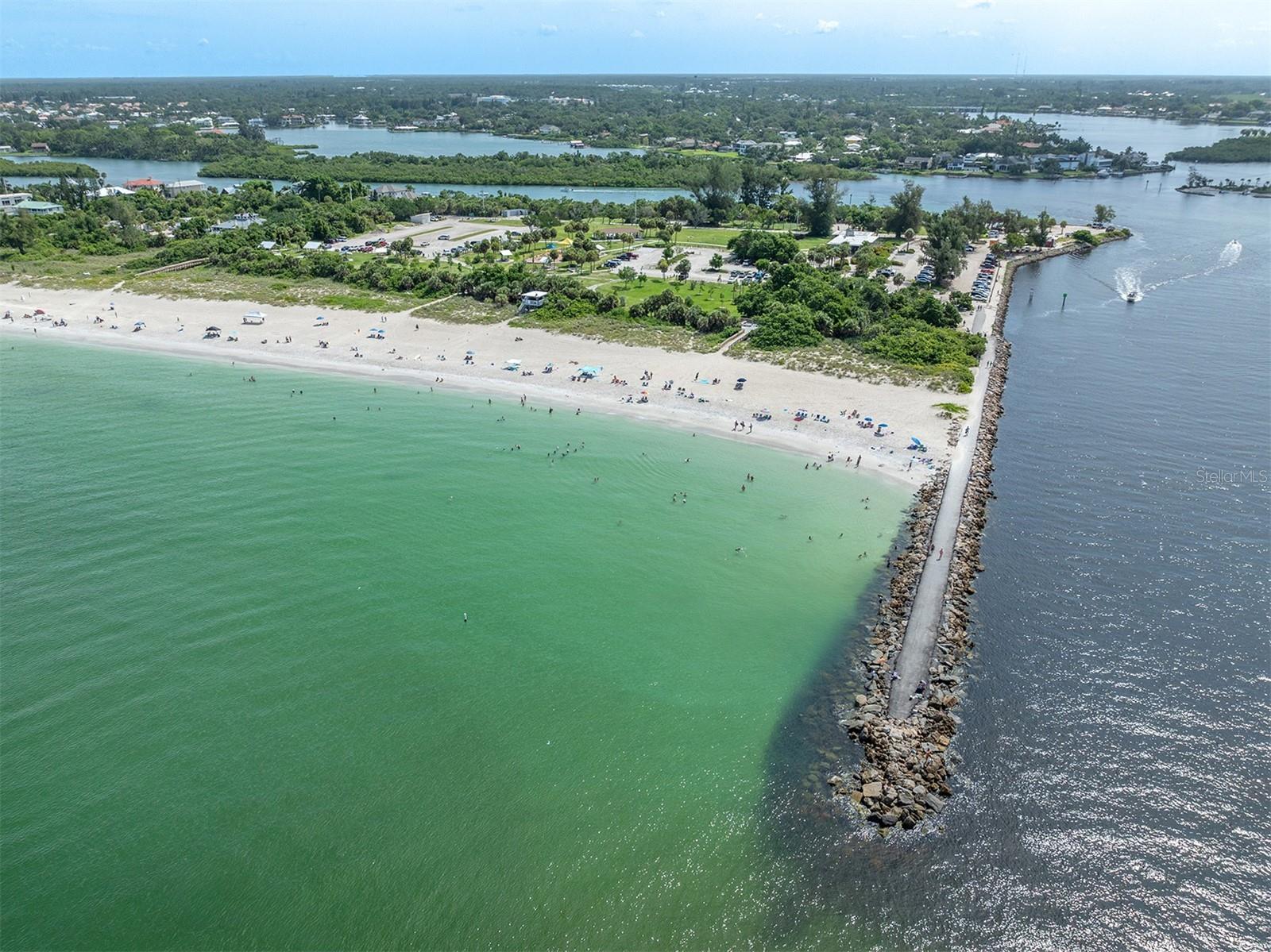 Image 41 of 55 For 17015 Coral Key Drive