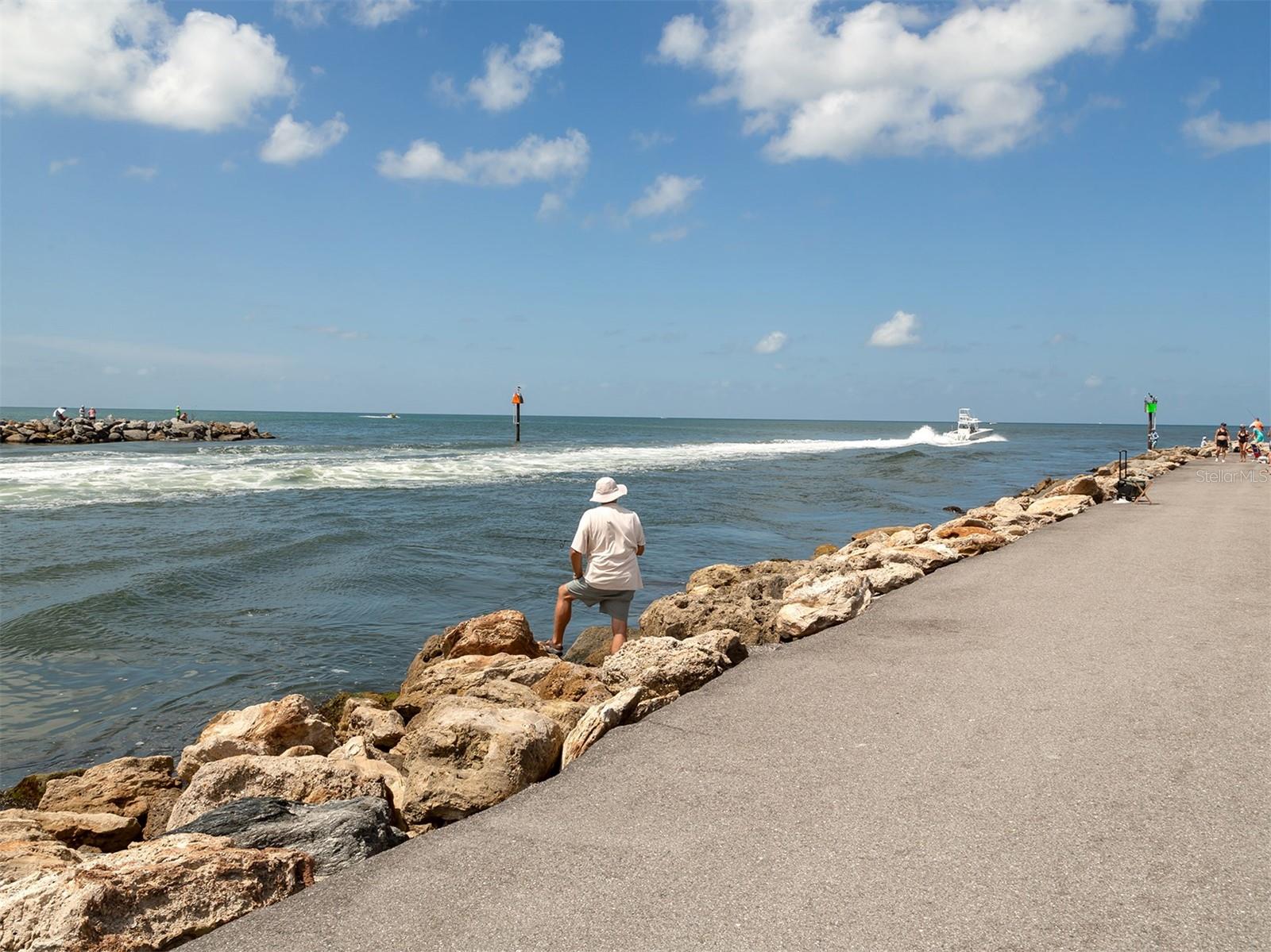 Image 52 of 55 For 17015 Coral Key Drive