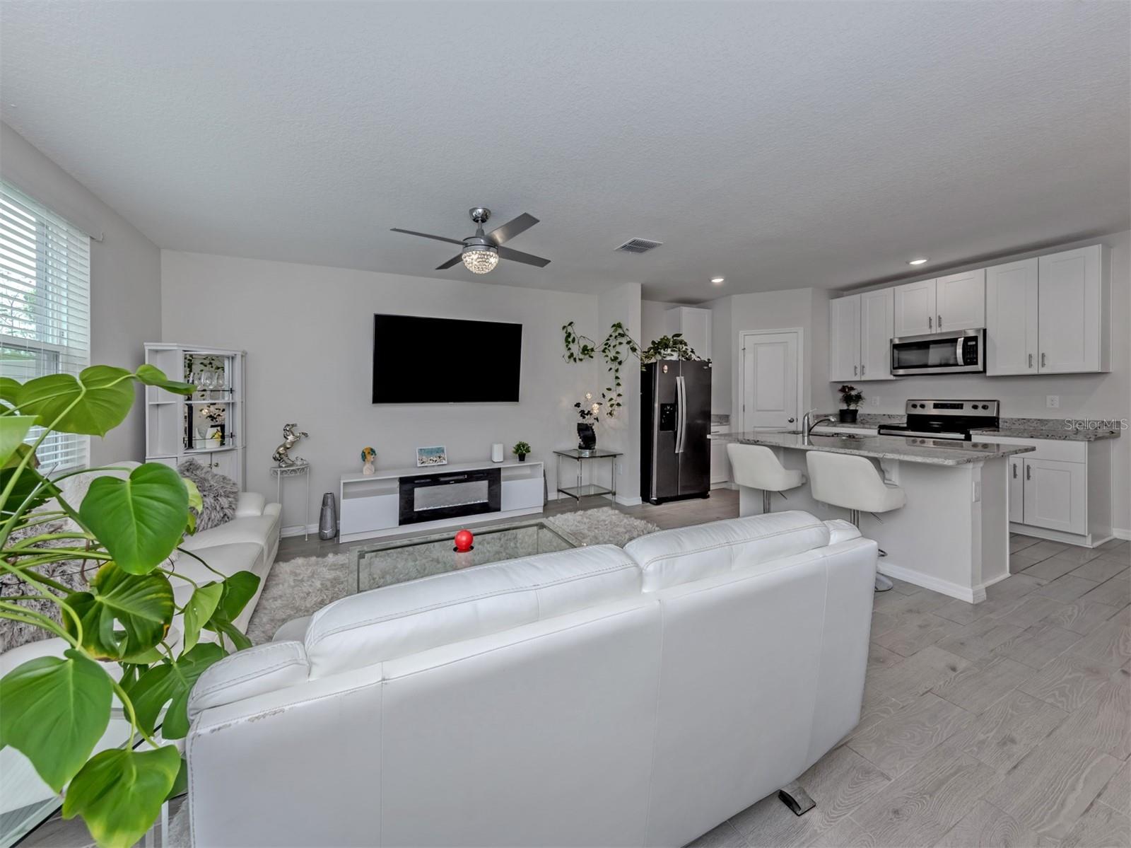 Image 7 of 55 For 17015 Coral Key Drive