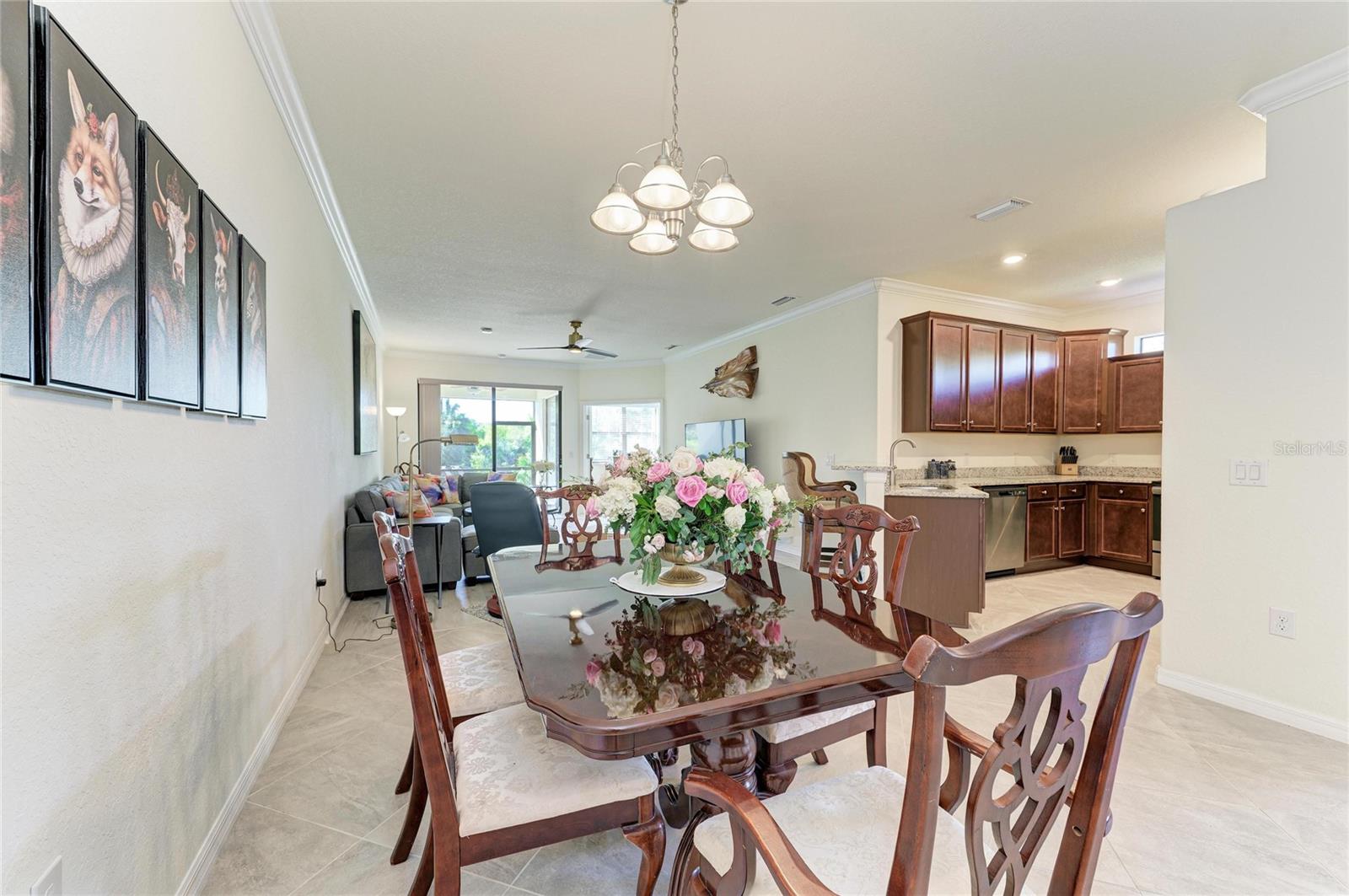 Image 20 of 87 For 12440 Amica Loop