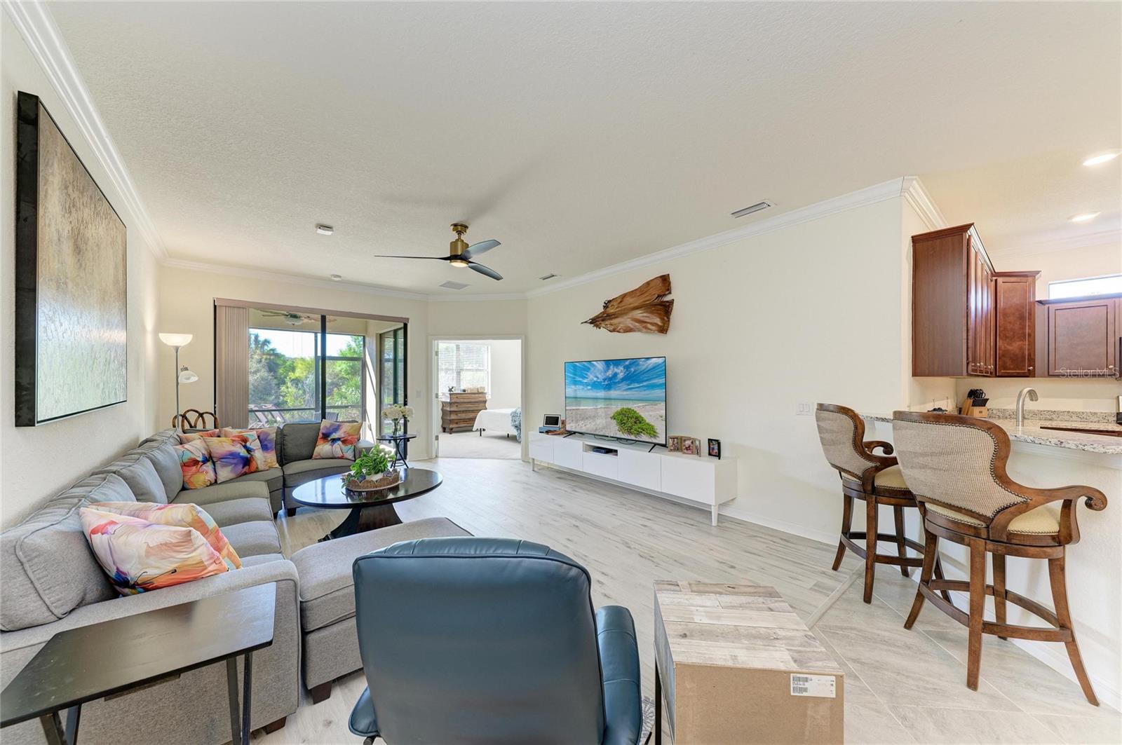 Image 32 of 87 For 12440 Amica Loop