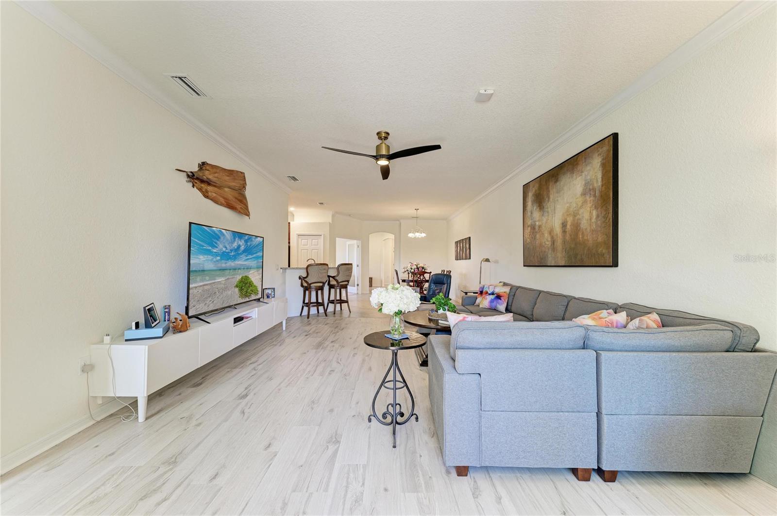 Image 35 of 87 For 12440 Amica Loop