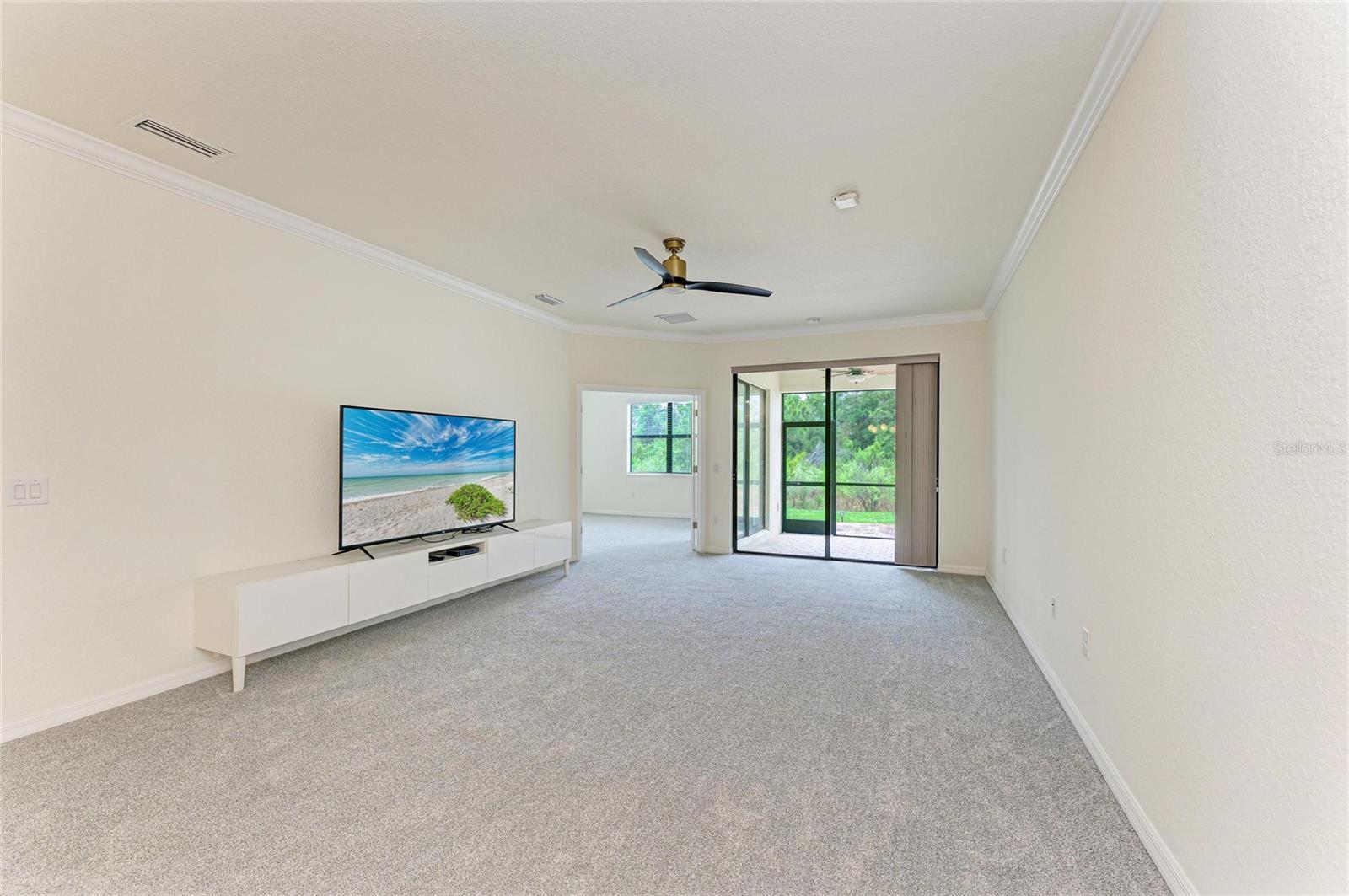 Image 27 of 74 For 12434 Amica Loop