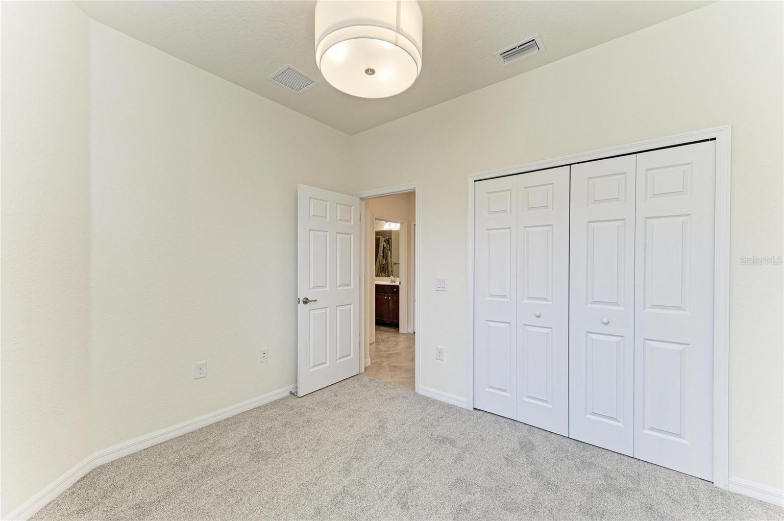 Image 38 of 74 For 12434 Amica Loop