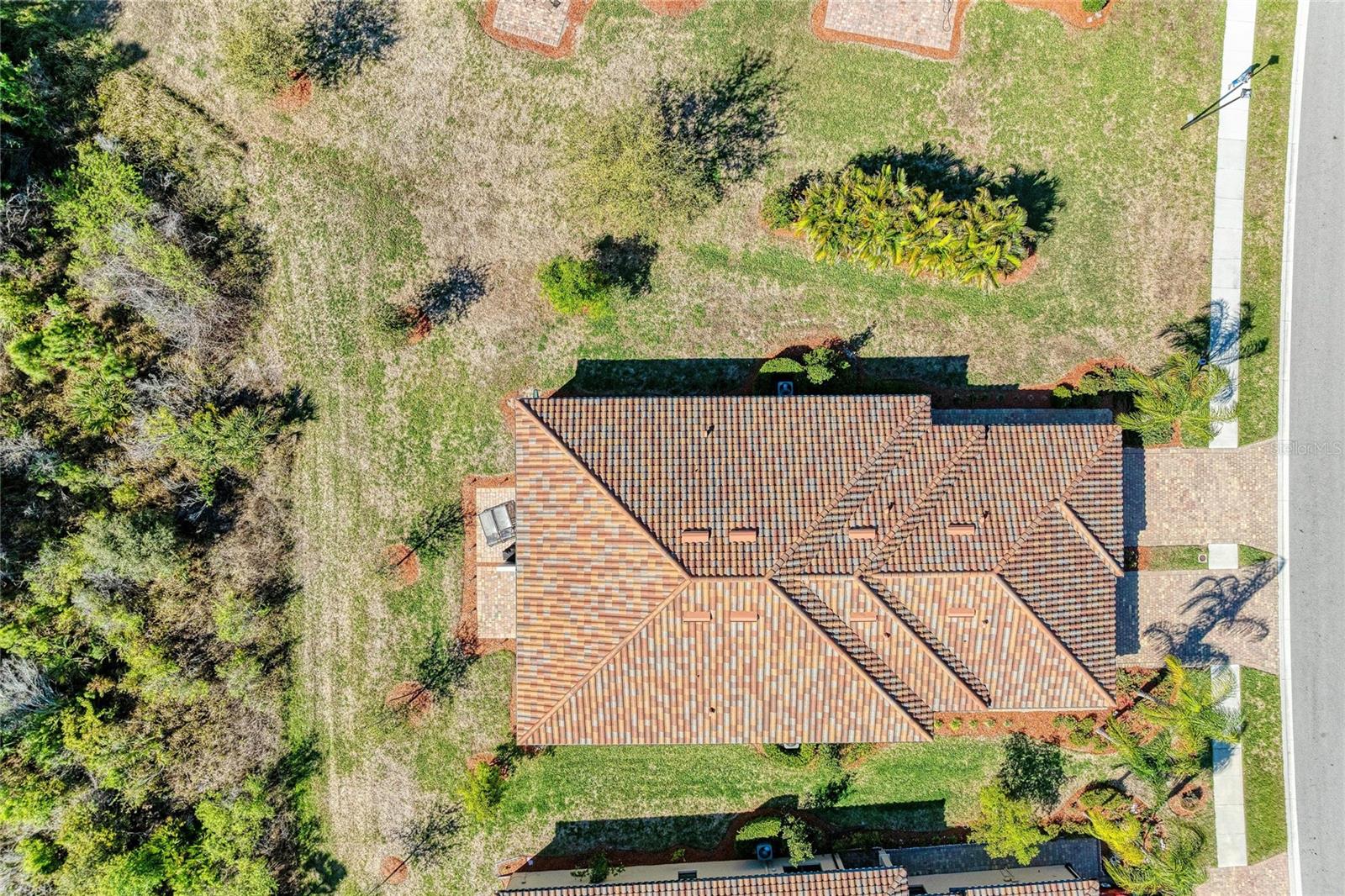 Image 49 of 74 For 12434 Amica Loop