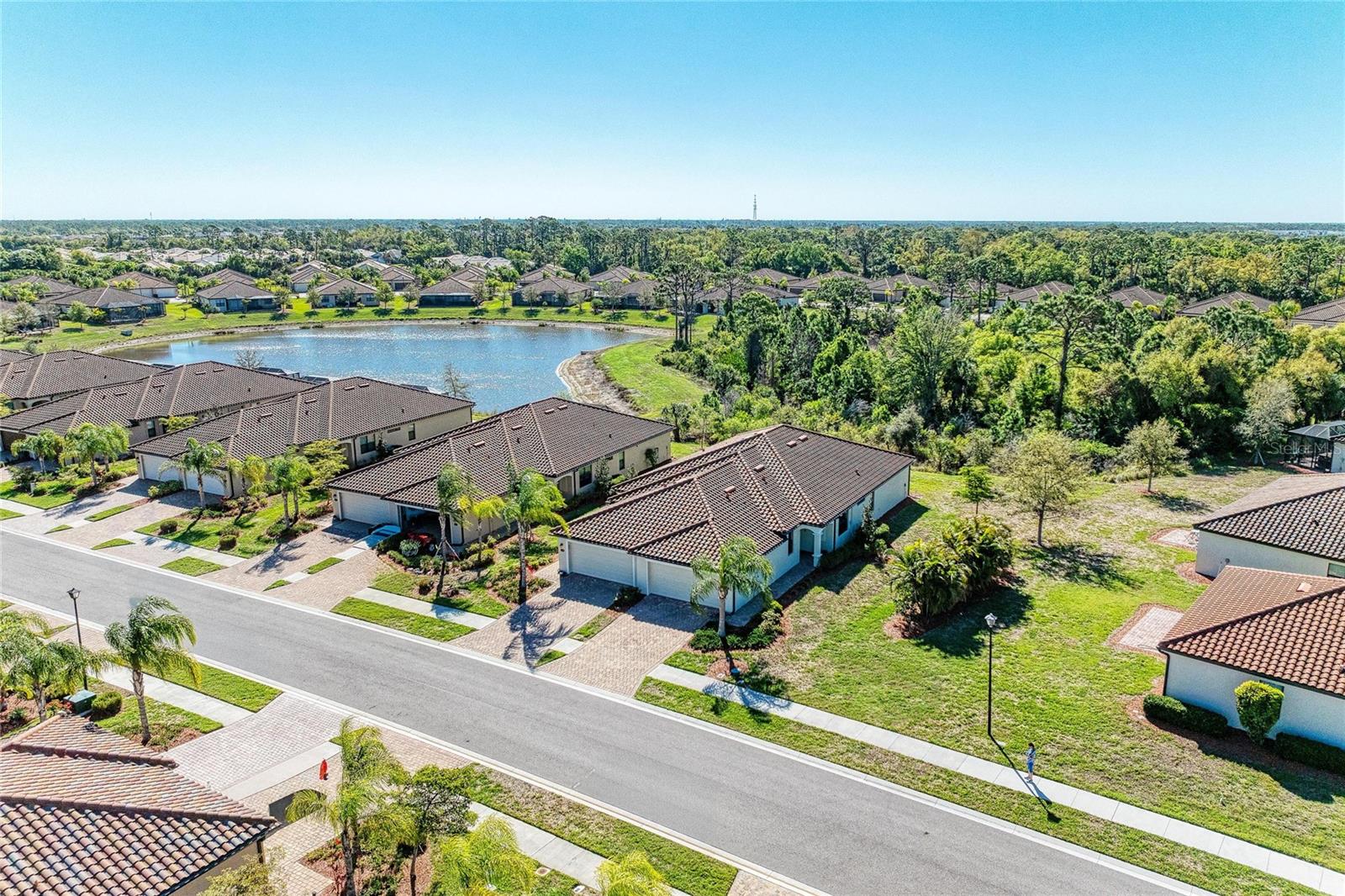 Image 7 of 74 For 12434 Amica Loop