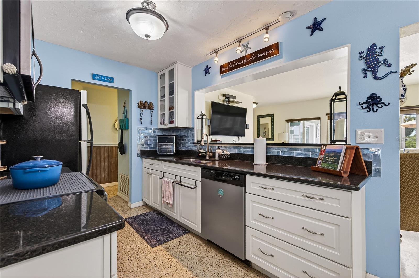 Image 21 of 88 For 1660 La Gorce Drive