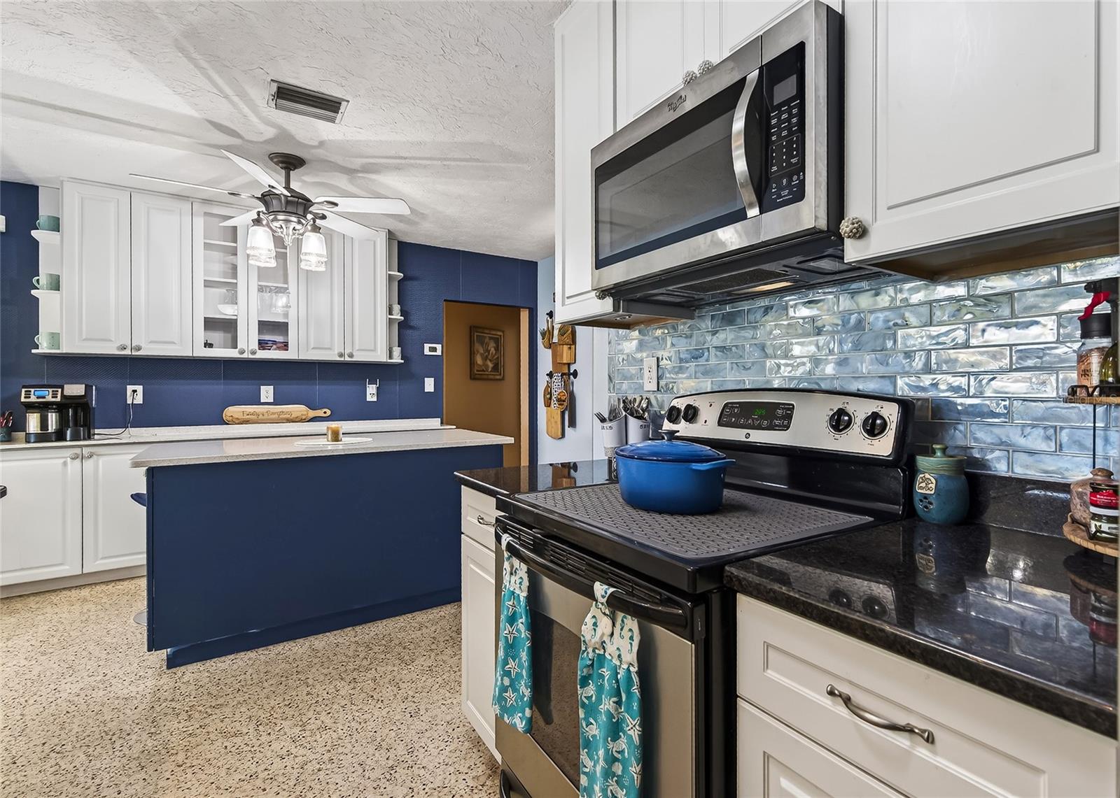 Image 25 of 88 For 1660 La Gorce Drive