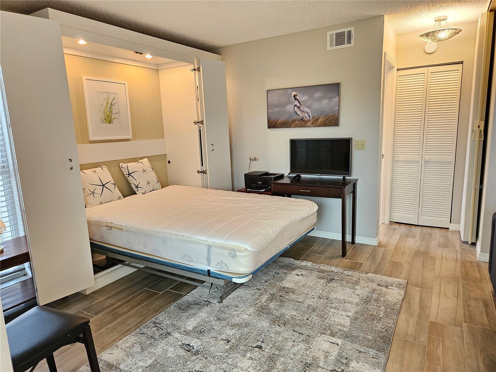 Image 20 of 60 For 435 Cerromar Lane 329