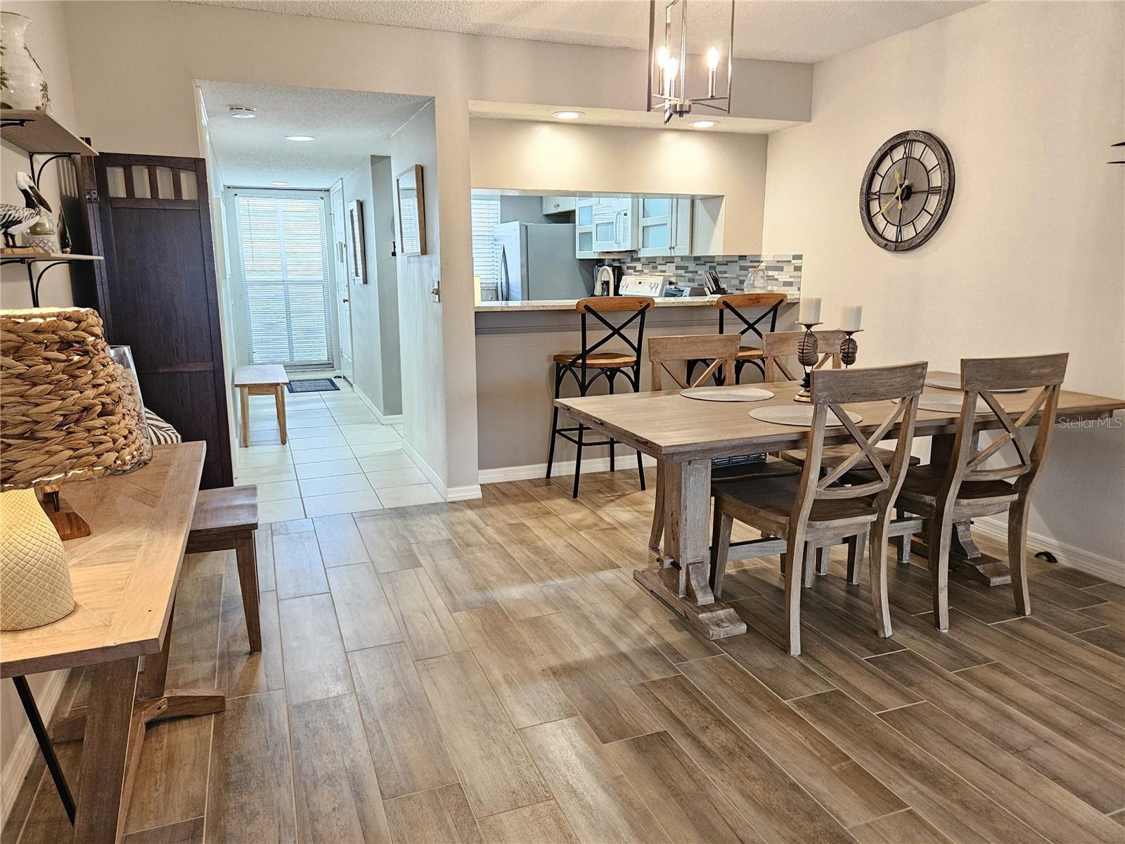 Image 35 of 60 For 435 Cerromar Lane 329