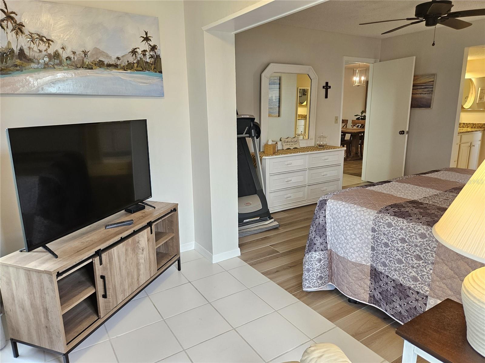 Image 47 of 60 For 435 Cerromar Lane 329