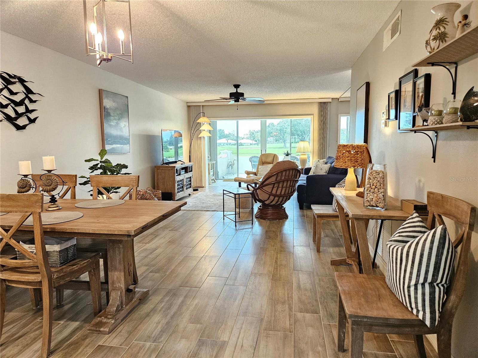 Image 6 of 60 For 435 Cerromar Lane 329