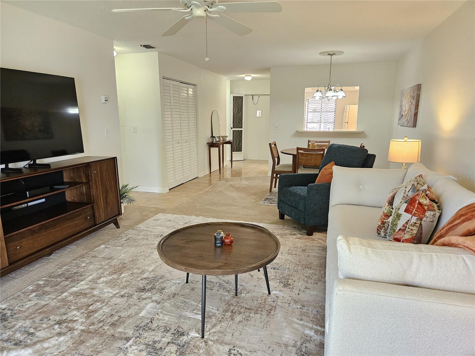 Image 17 of 51 For 764 Avenida Estancia  206