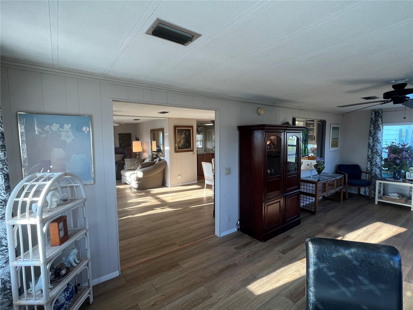 Image 19 of 49 For 814 Grado Drive