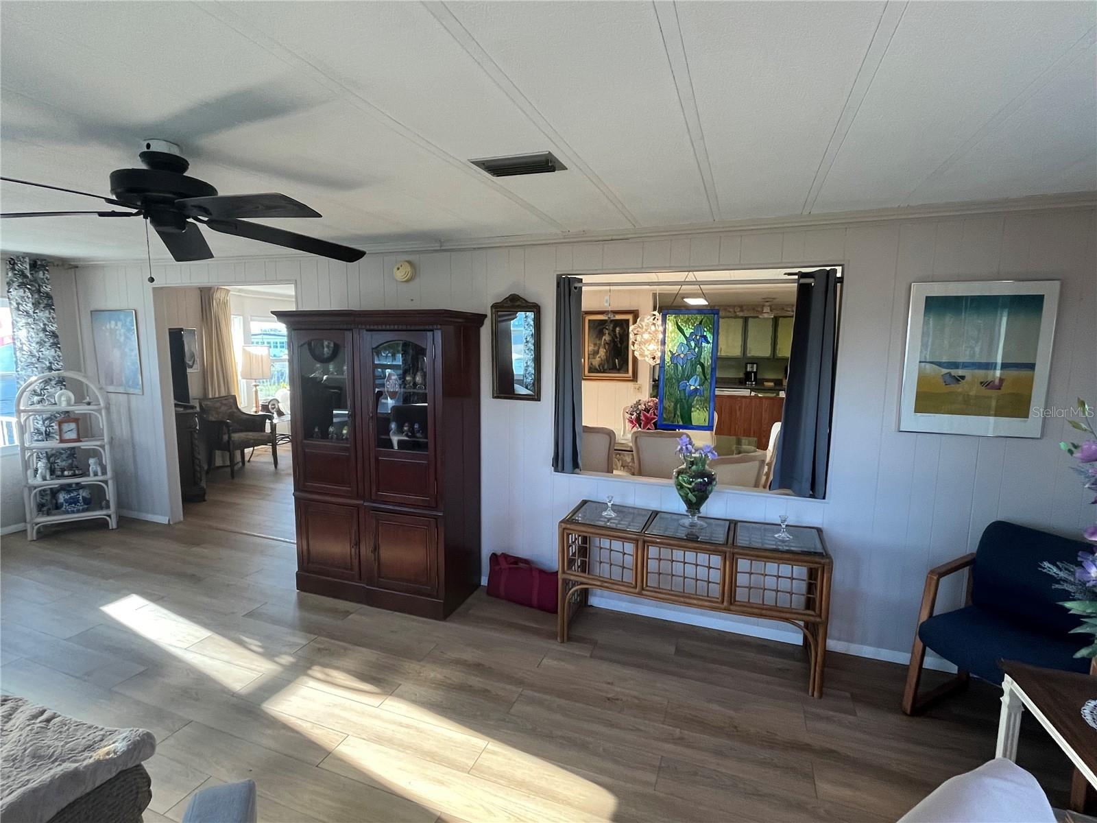 Image 22 of 49 For 814 Grado Drive