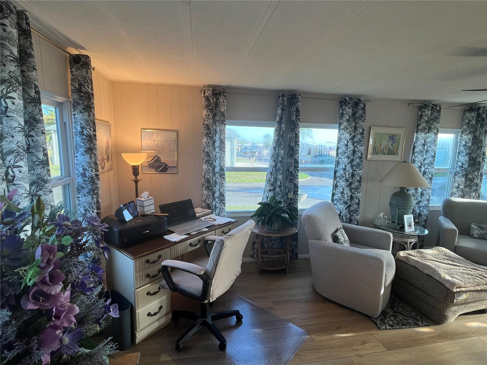 Image 24 of 49 For 814 Grado Drive