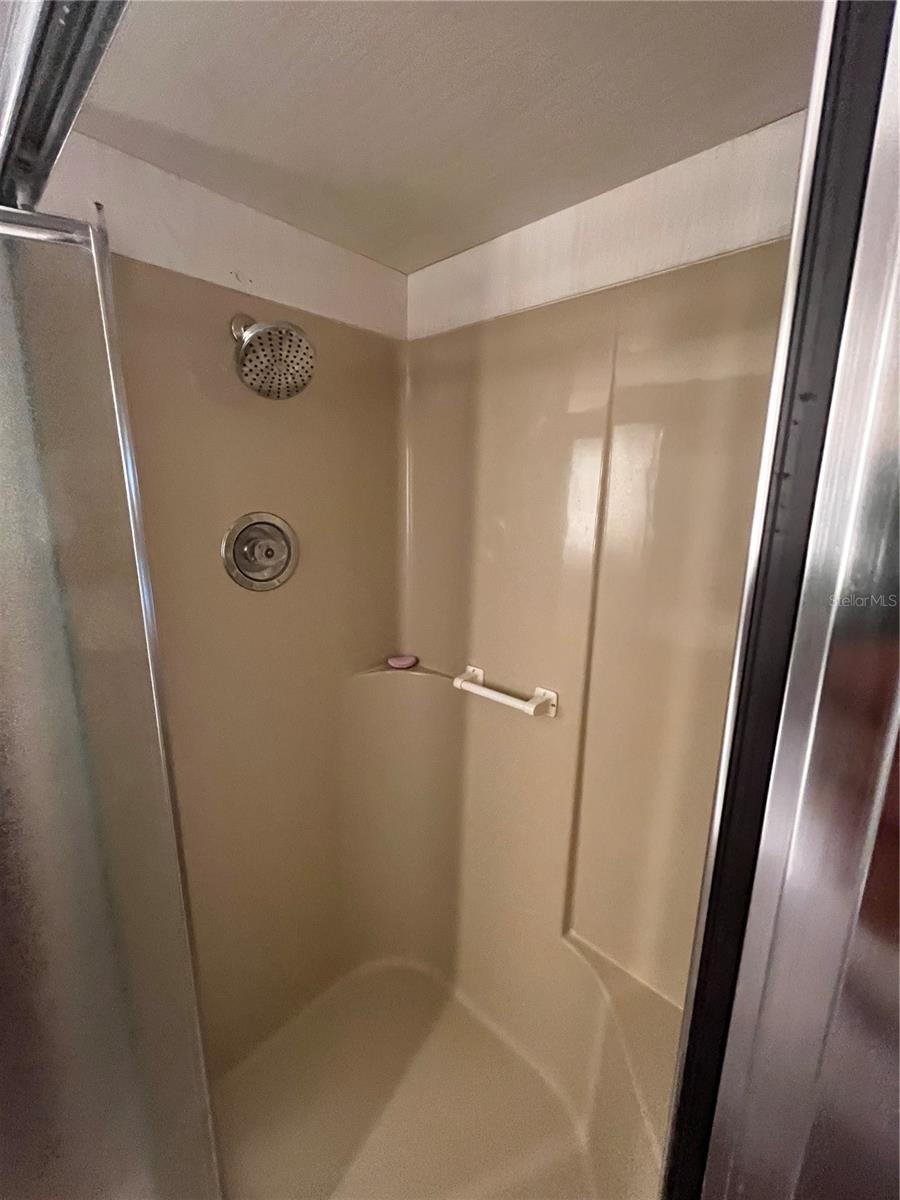 Image 37 of 49 For 814 Grado Drive