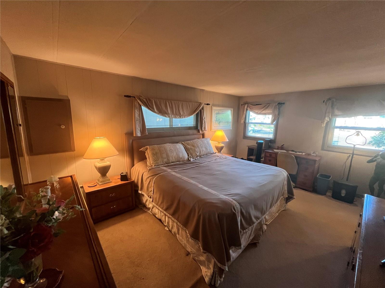 Image 38 of 49 For 814 Grado Drive