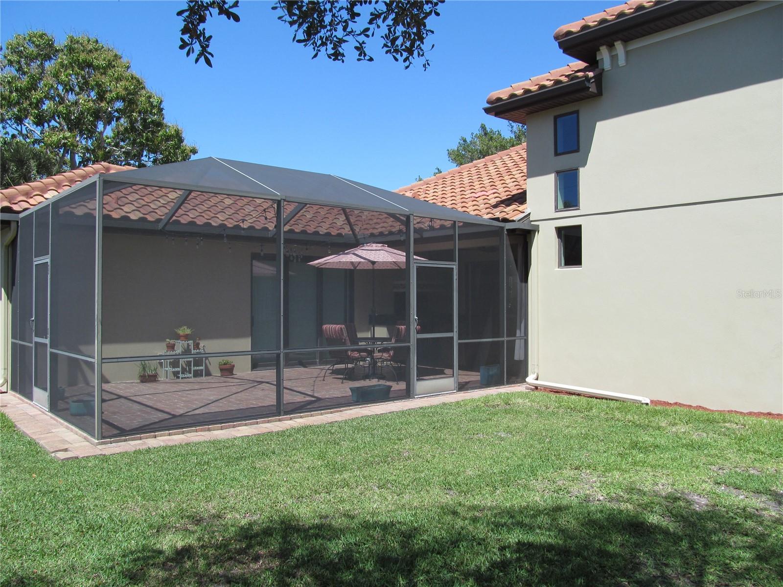 Image 12 of 67 For 424 Pensacola Road