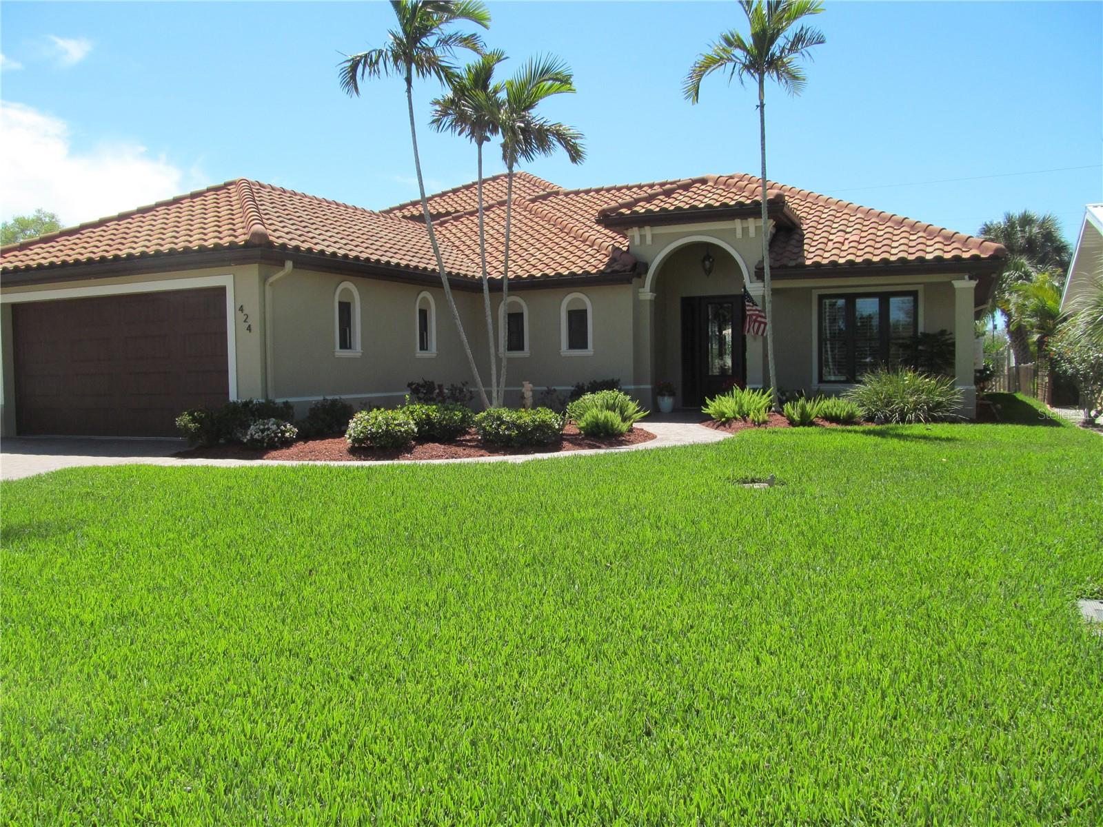 Image 2 of 67 For 424 Pensacola Road