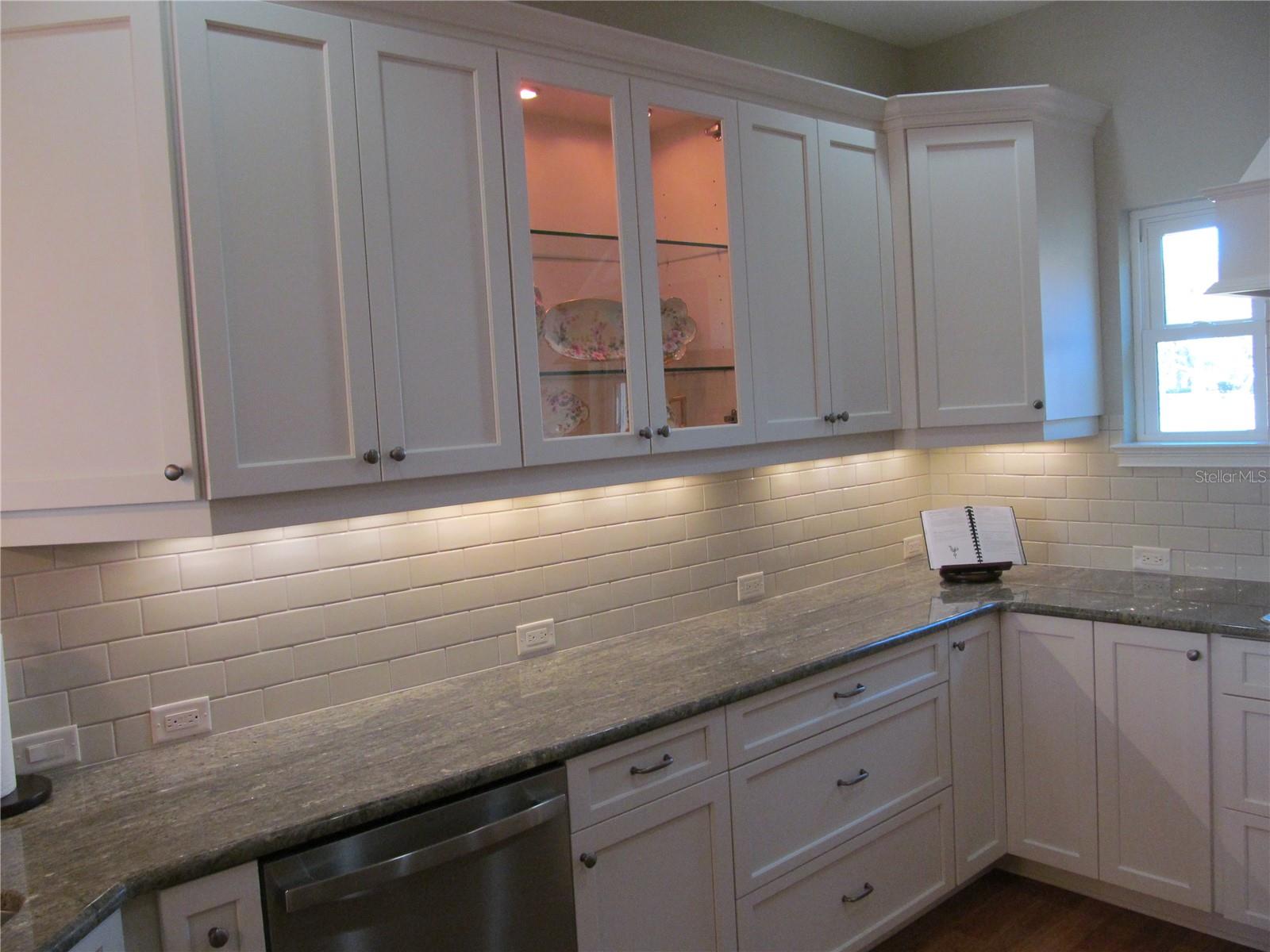 Image 21 of 67 For 424 Pensacola Road