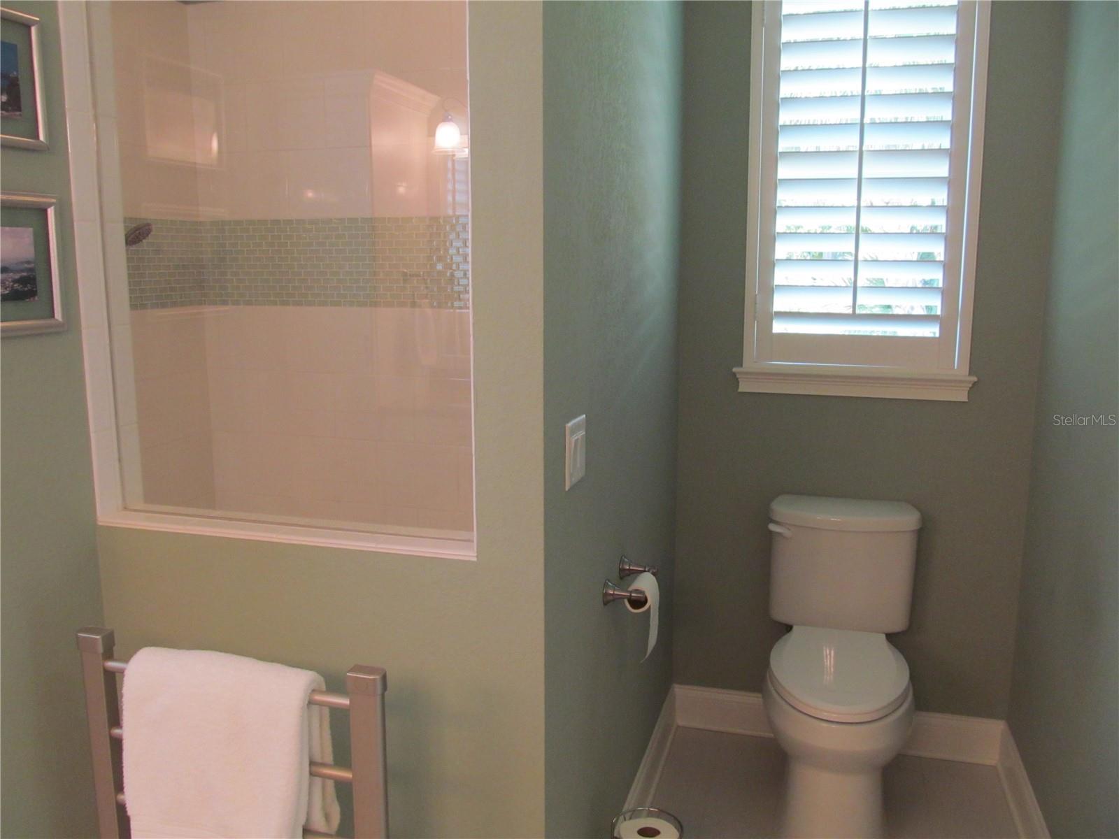 Image 33 of 67 For 424 Pensacola Road