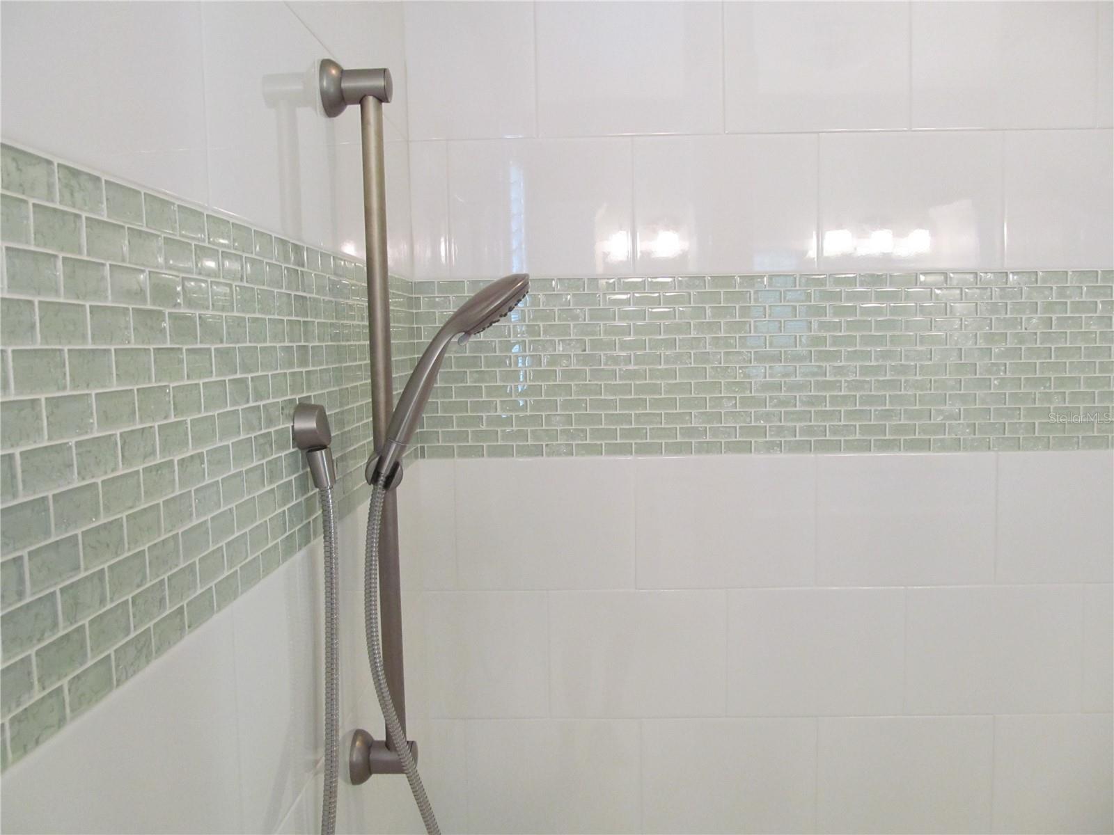 Image 34 of 67 For 424 Pensacola Road