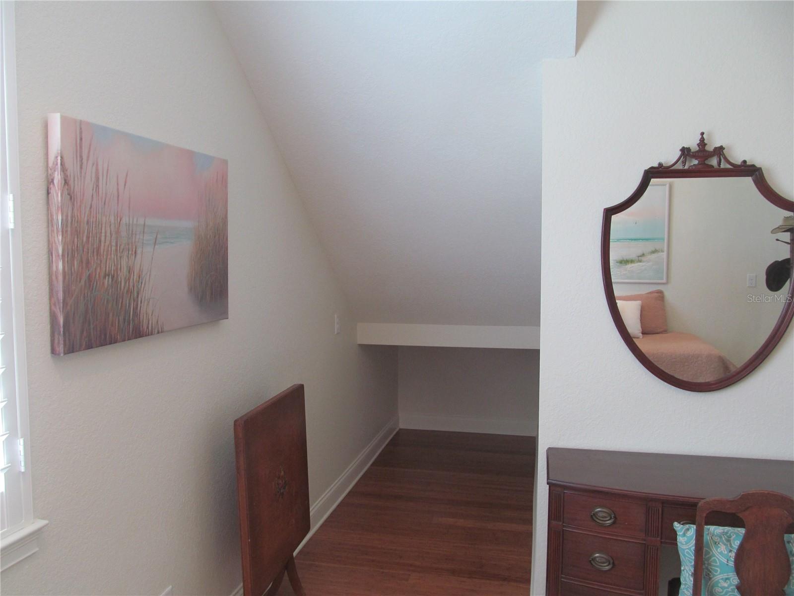 Image 38 of 67 For 424 Pensacola Road