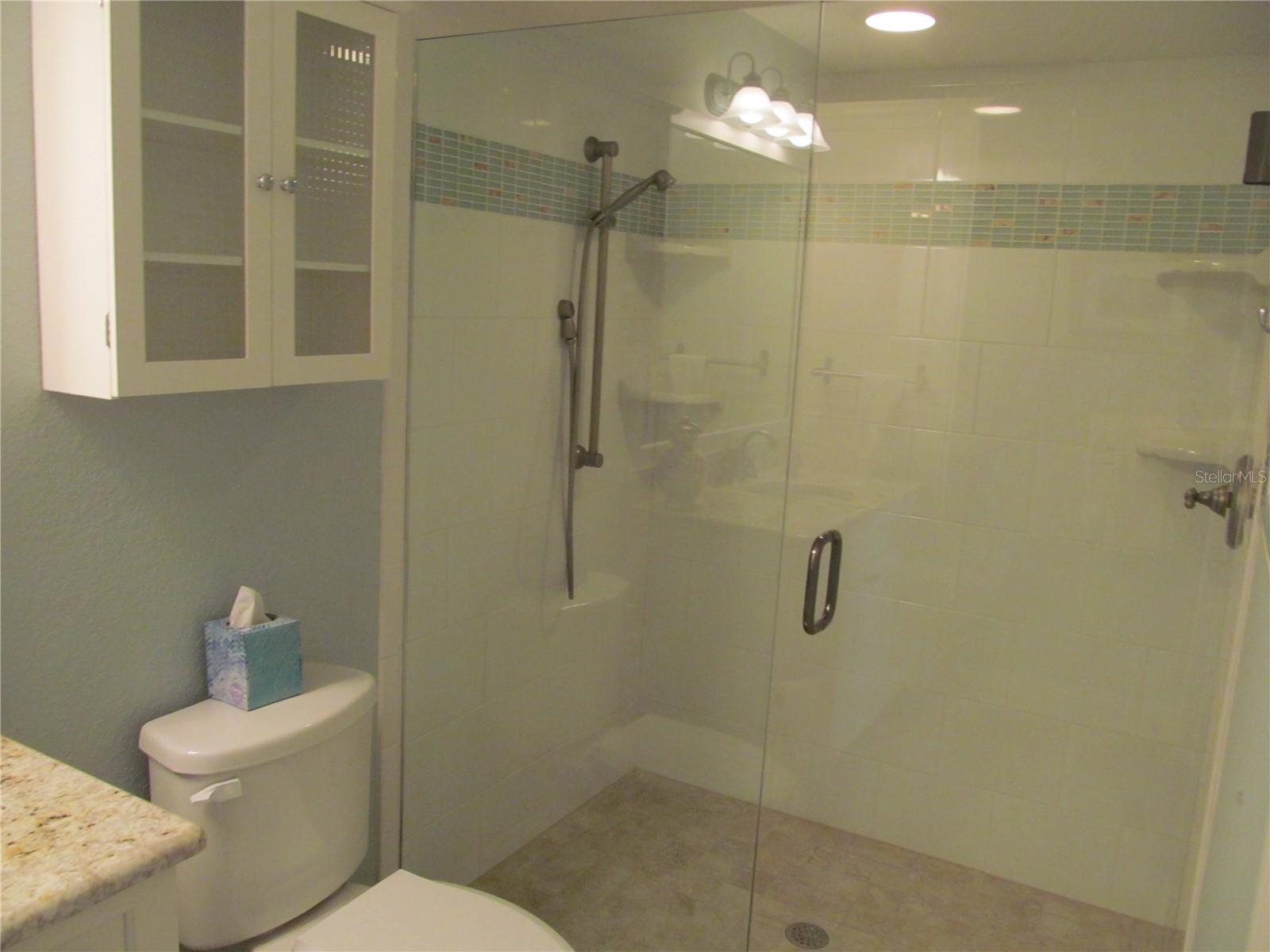 Image 45 of 67 For 424 Pensacola Road