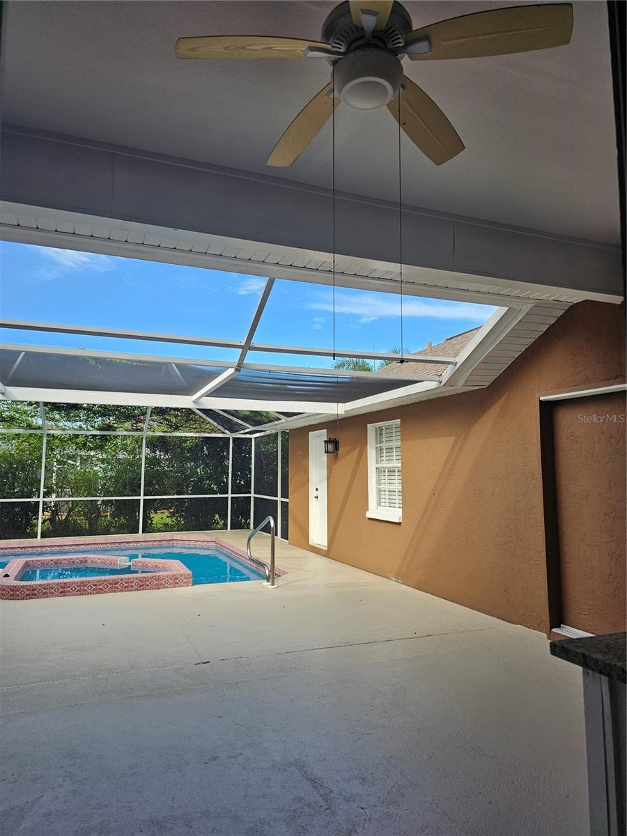 Image 10 of 34 For 417 Lake Of The Woods Drive