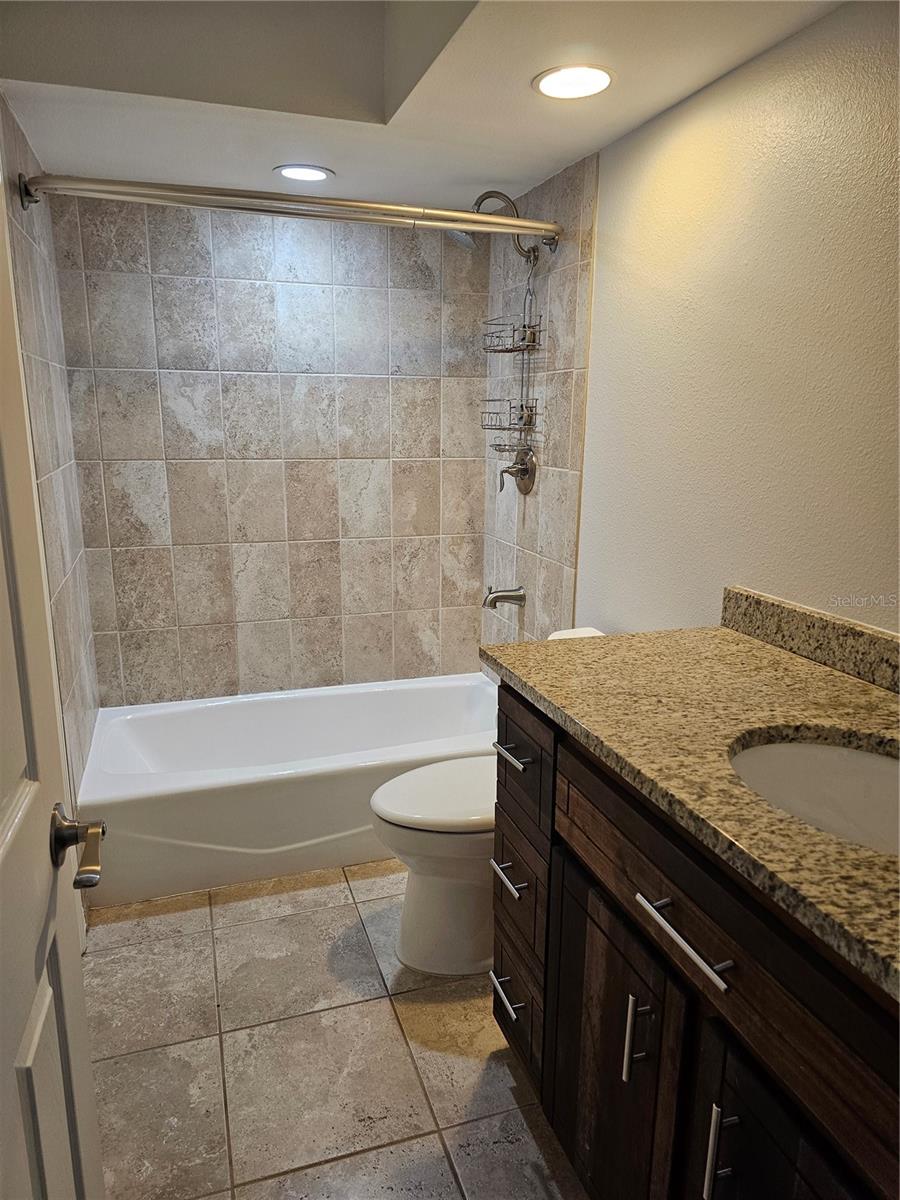 Image 16 of 34 For 417 Lake Of The Woods Drive