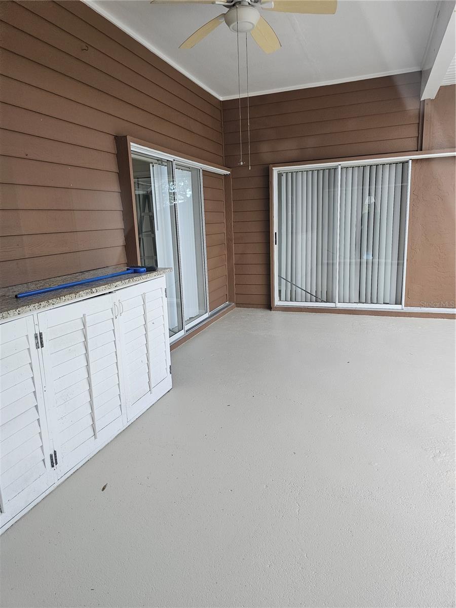 Image 17 of 34 For 417 Lake Of The Woods Drive