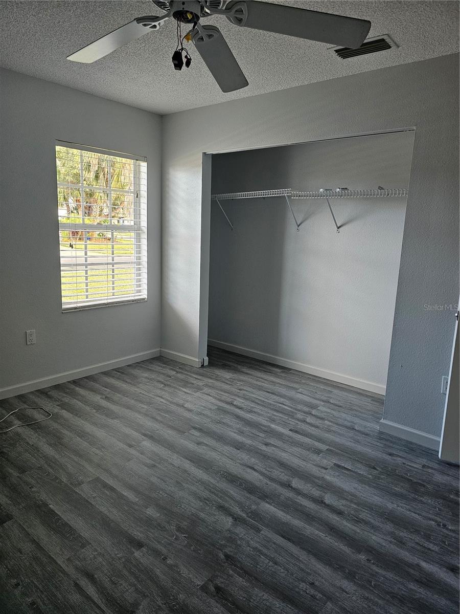 Image 18 of 34 For 417 Lake Of The Woods Drive