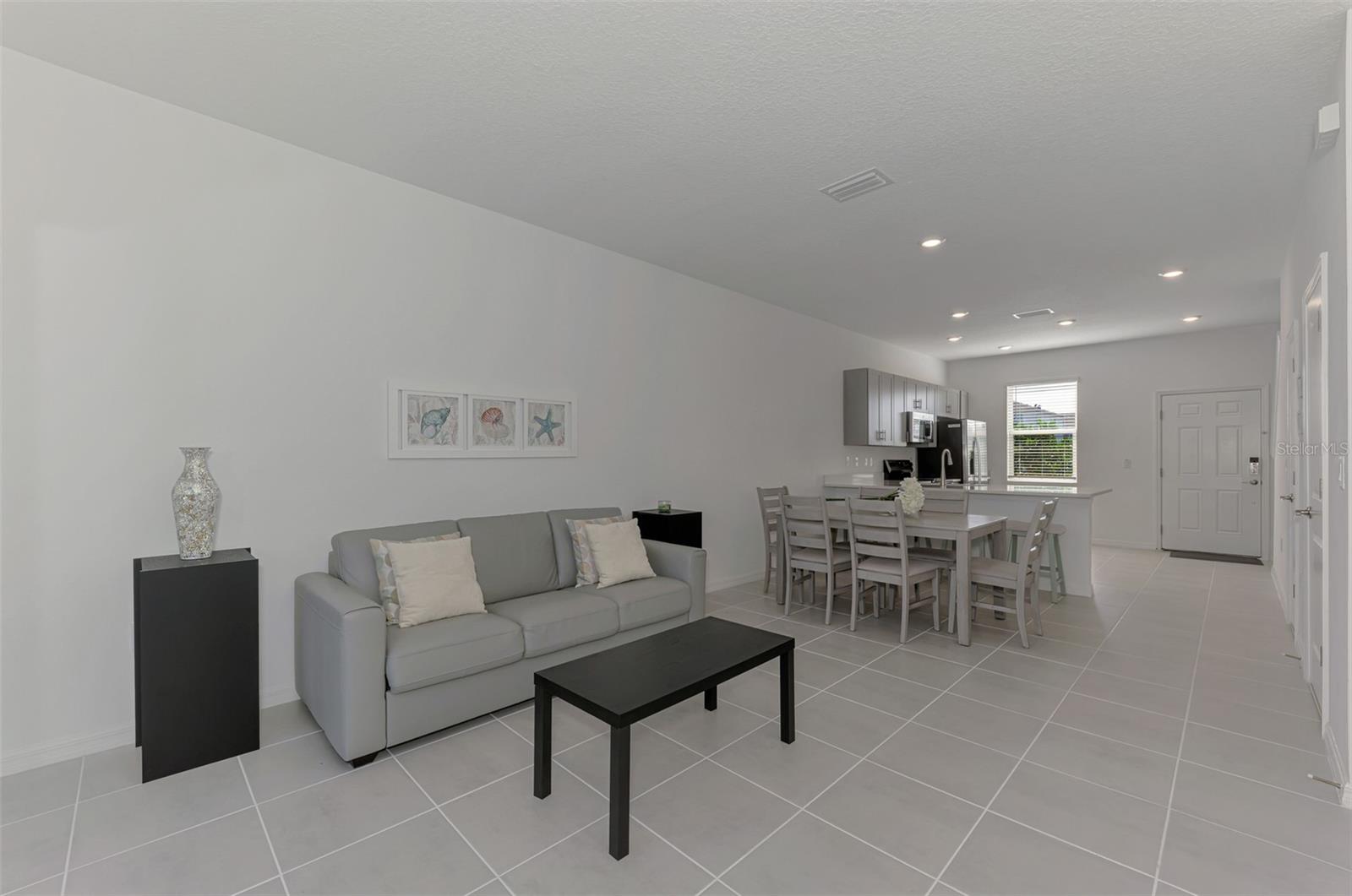 Image 20 of 44 For 8793 Daybreak Street