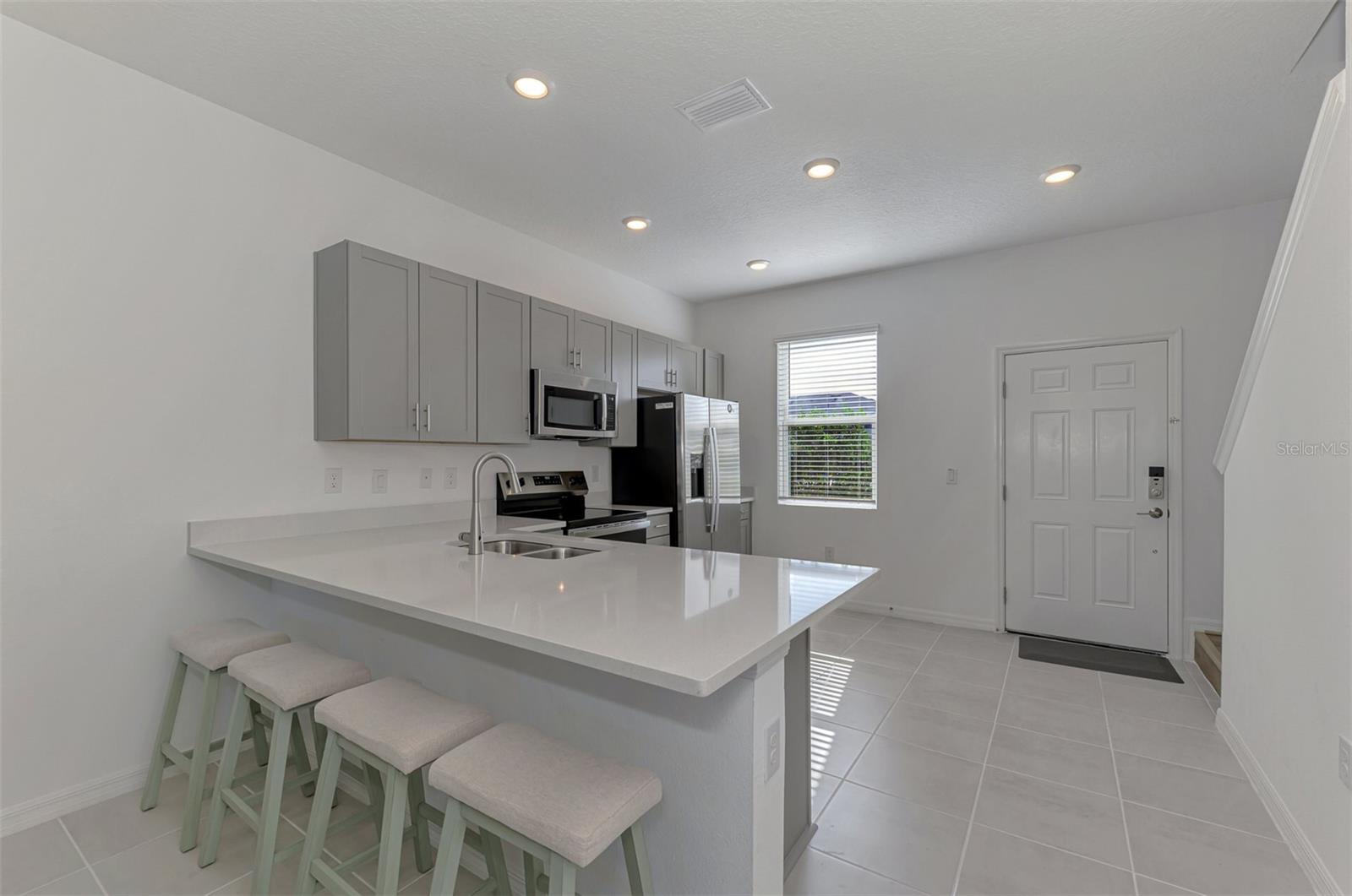 Image 9 of 44 For 8793 Daybreak Street