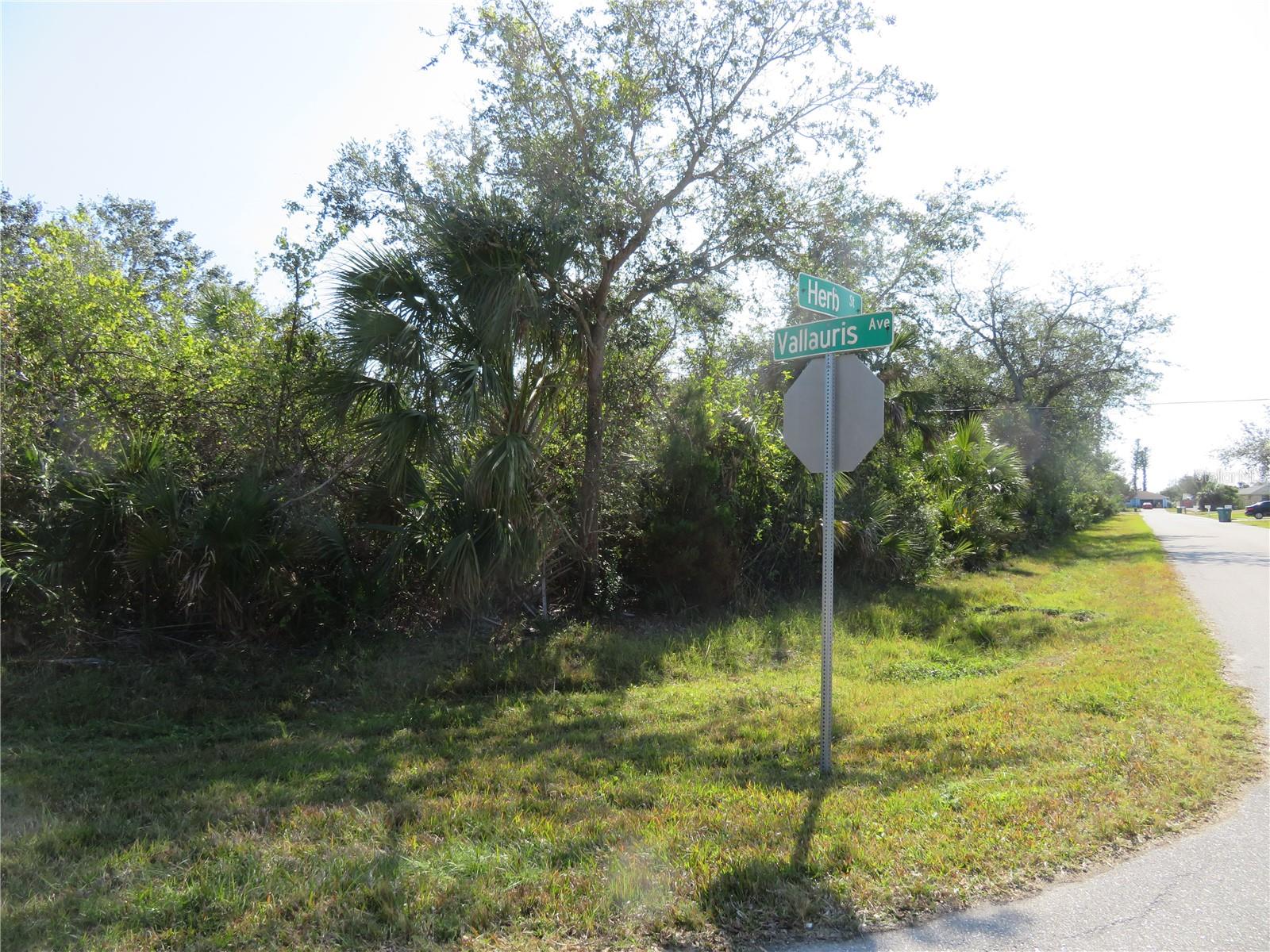 Image 4 of 9 For 6186 Herb Street