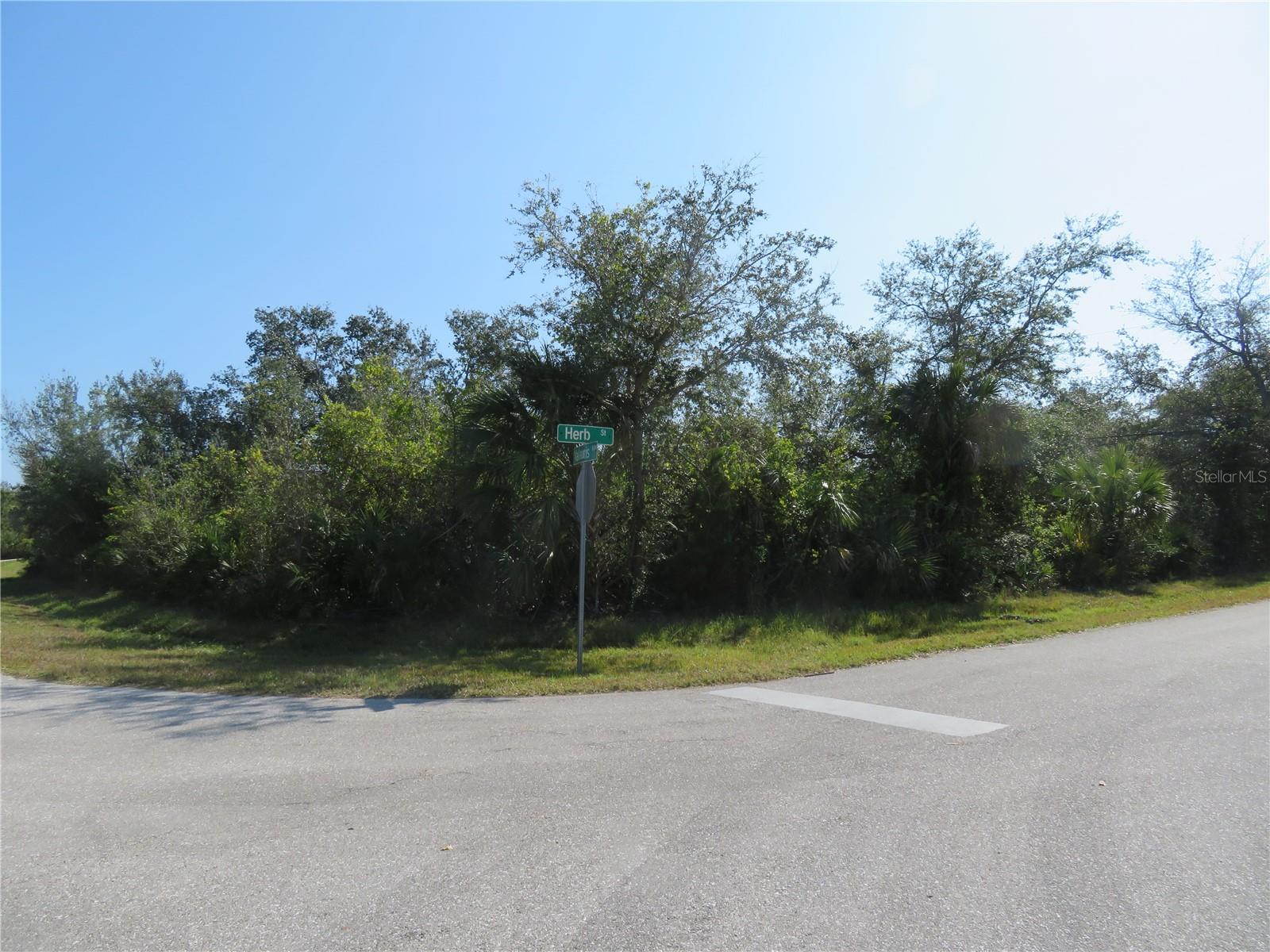 Image 8 of 9 For 6186 Herb Street