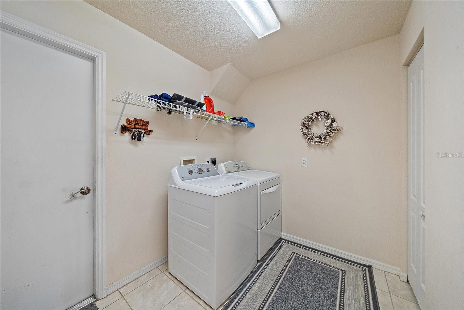 Image 11 of 21 For 270 Mount Vernon Drive