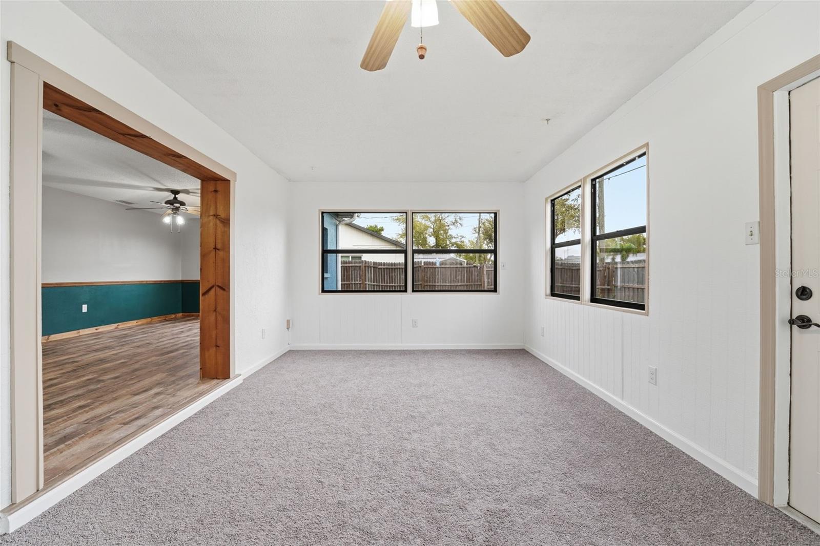 Image 21 of 70 For 121 Crane Rd