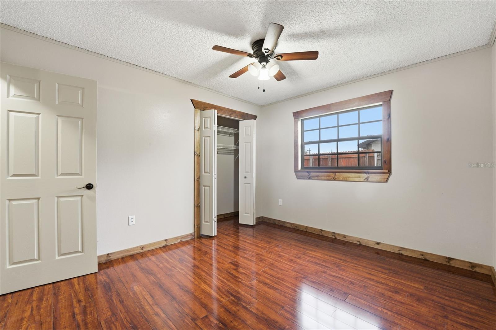 Image 34 of 70 For 121 Crane Rd