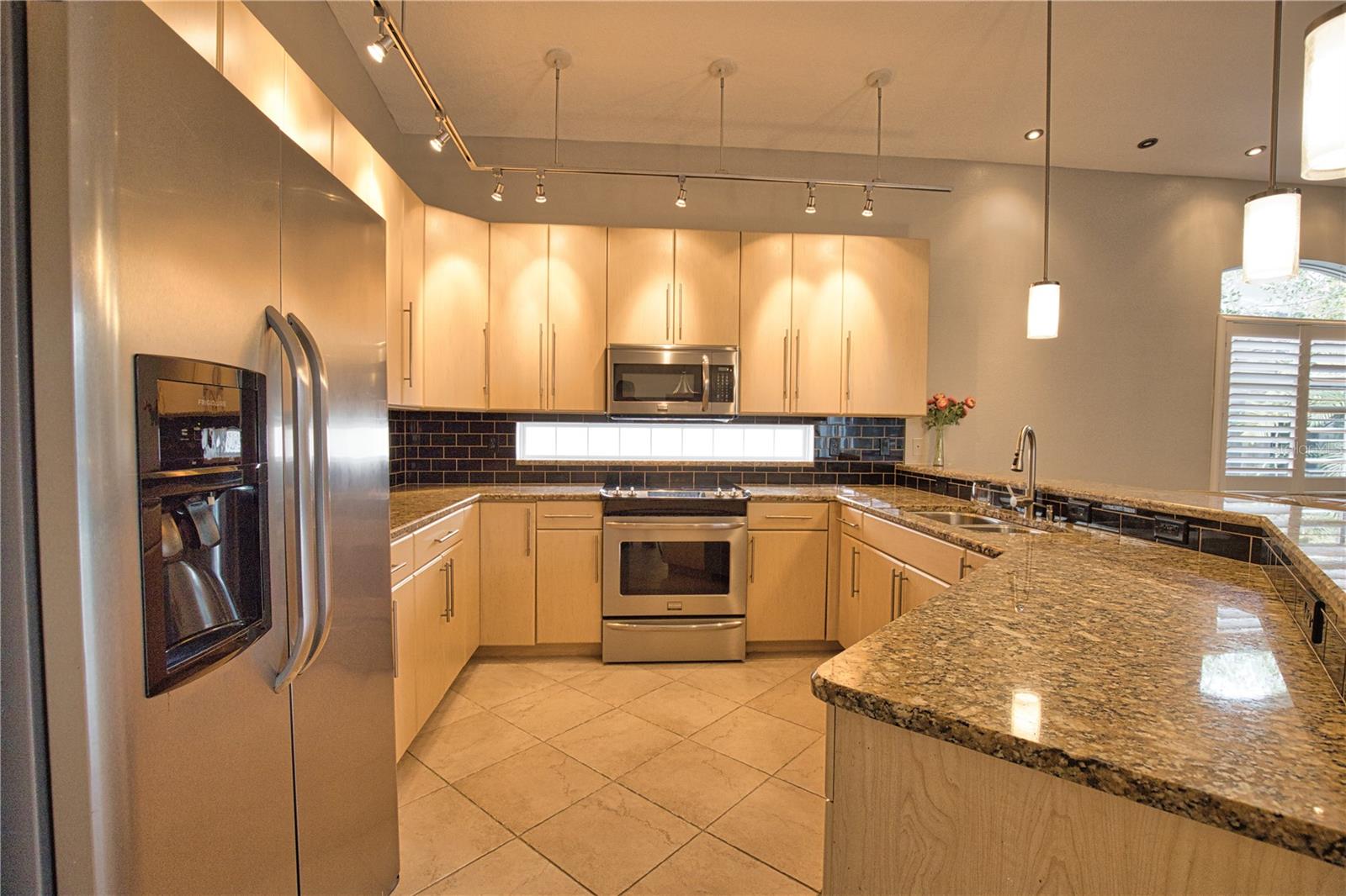 Image 10 of 35 For 407 Rio Terra