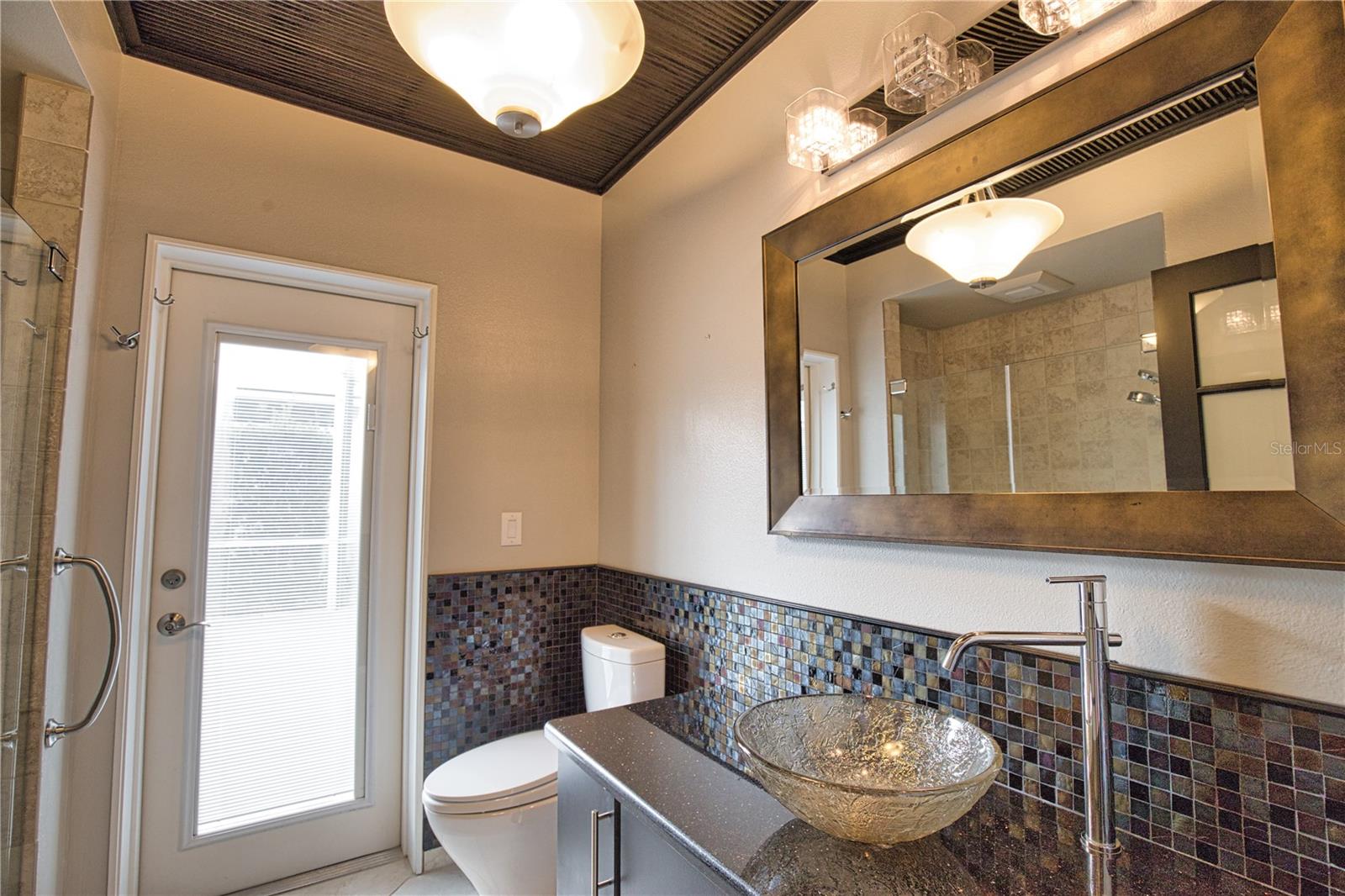 Image 23 of 35 For 407 Rio Terra