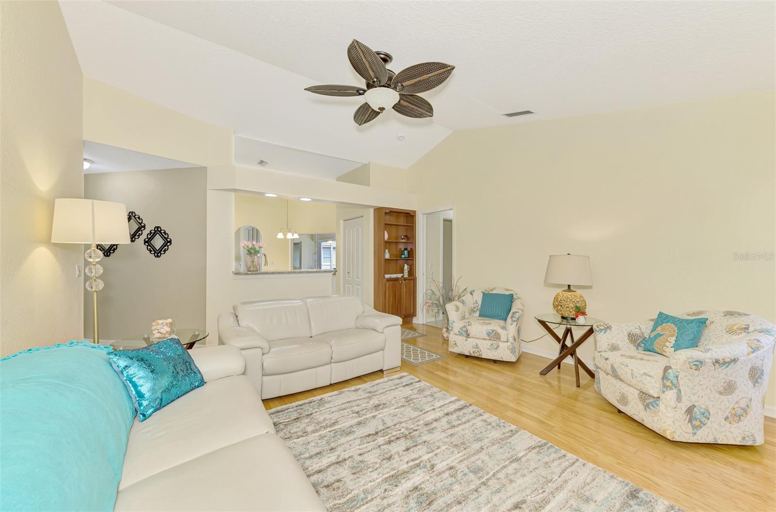 Image 16 of 59 For 5061 Seagrass Drive