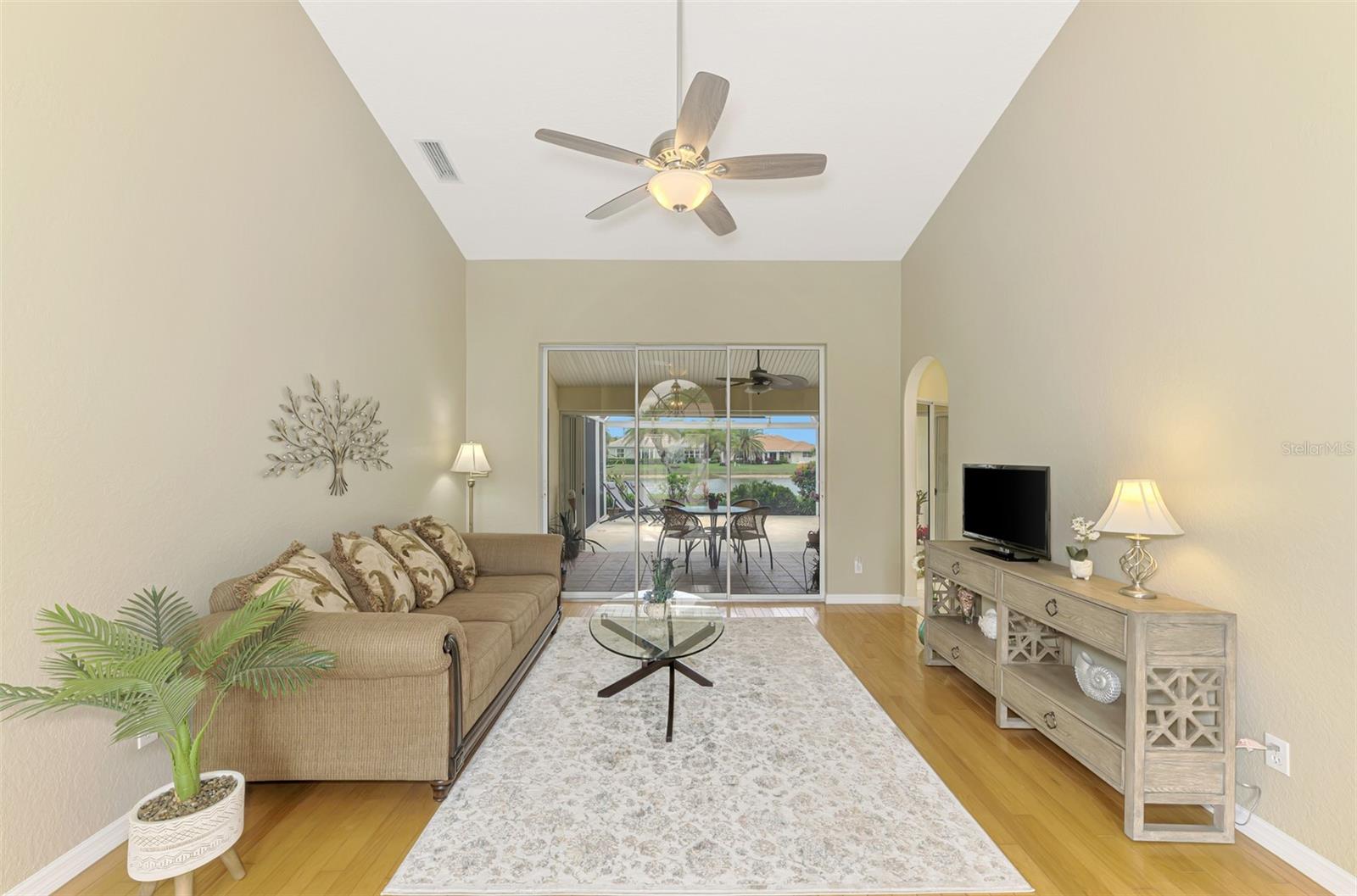 Image 7 of 59 For 5061 Seagrass Drive